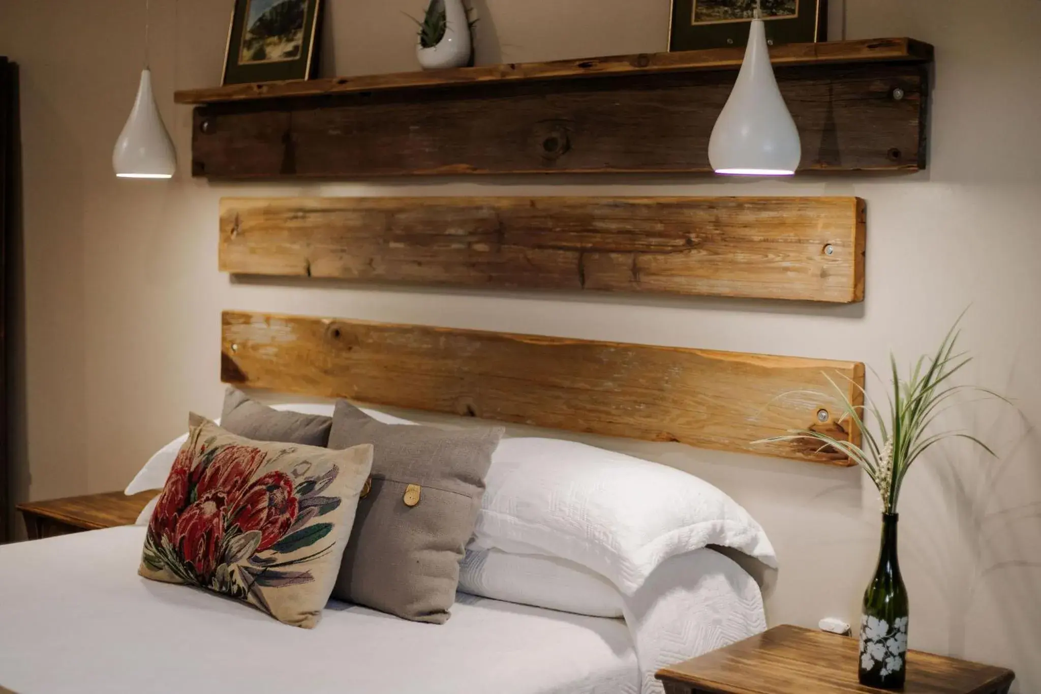 Standard Queen Room - single occupancy in iGwalagwala Guest House Standard Queen Room - single occupancy in iGwalagwala Guest House