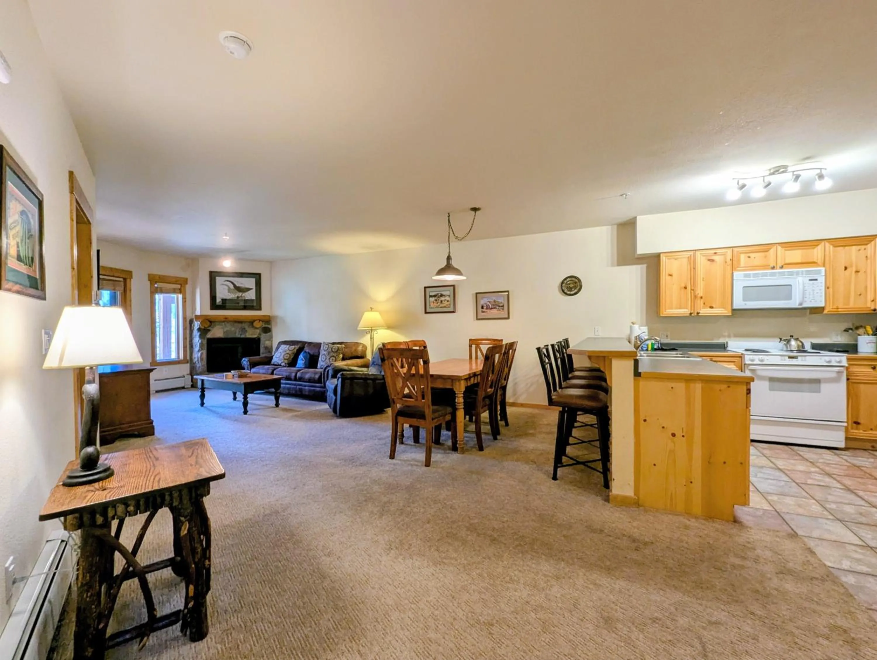 Tenderfoot Lodge 2626 by SummitCove Lodging