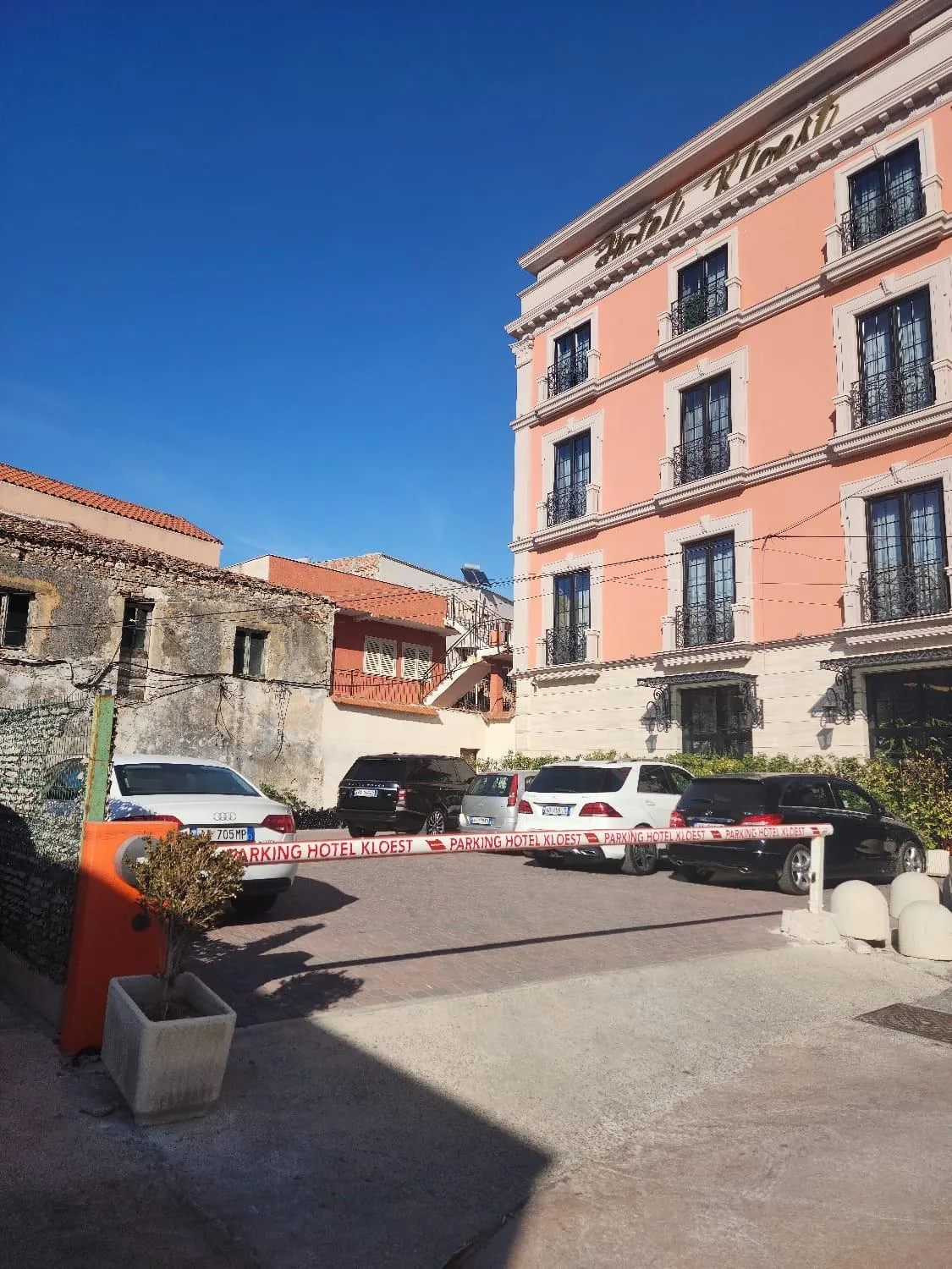 Parking in Hotel Kloest