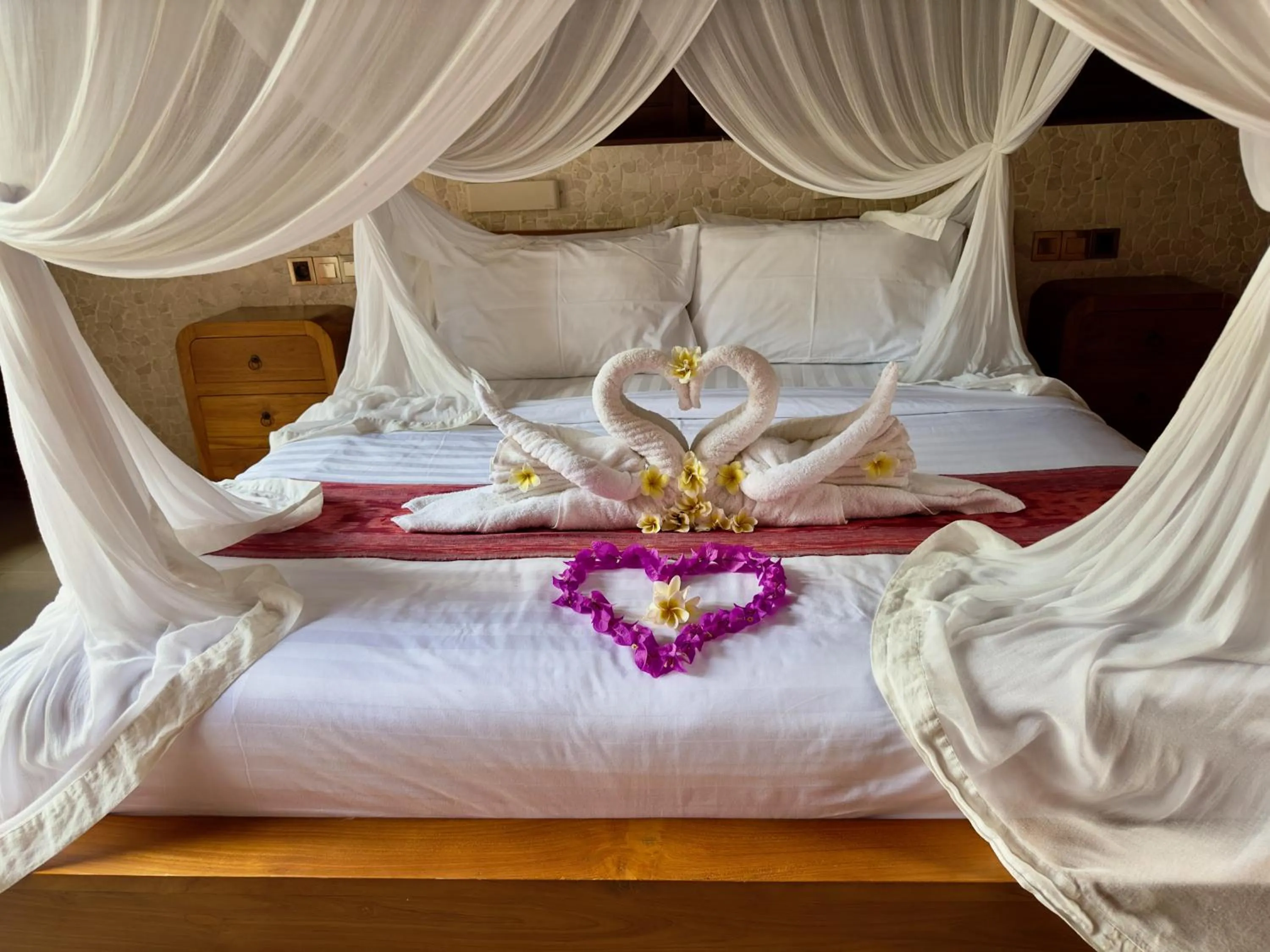 Bed in Jungle Paradise