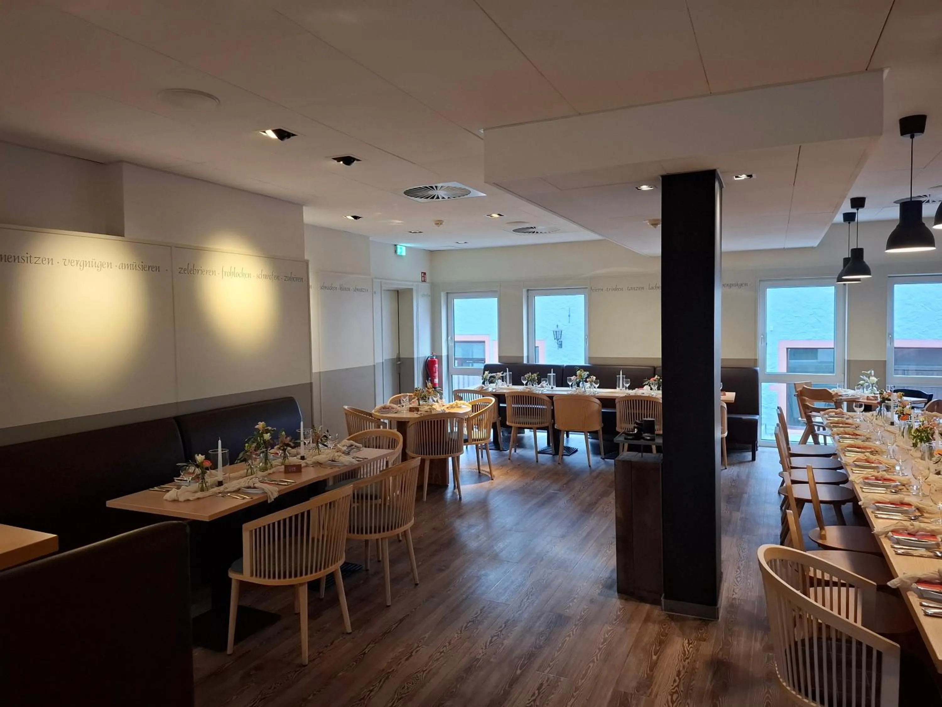 Restaurant/places to eat in EIFELkrimihotel