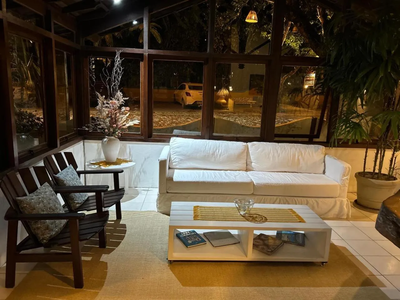 Lobby or reception in Pousada Coisa e Tao