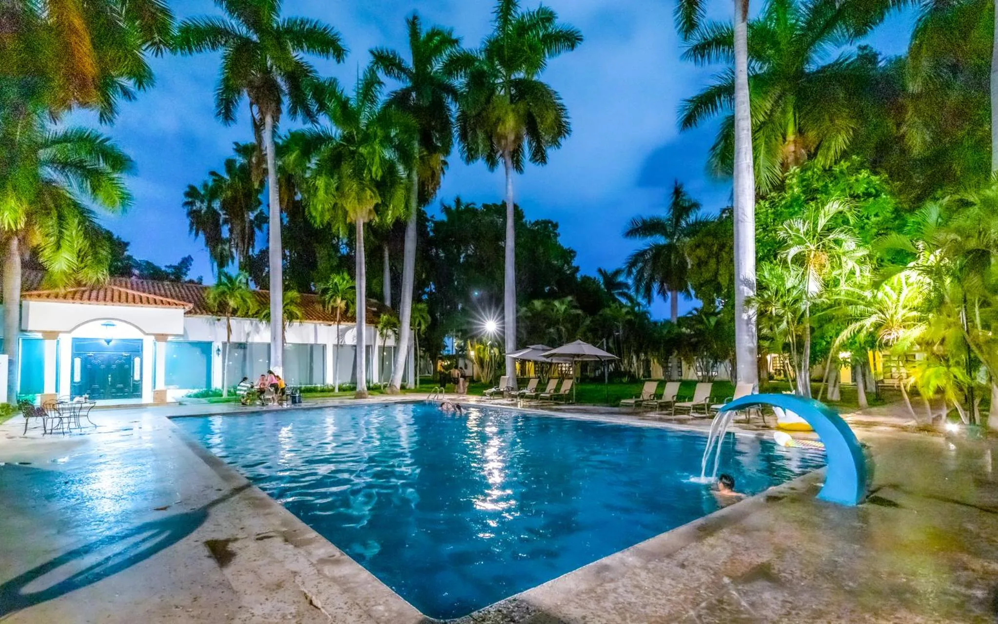 Swimming pool in InHouse Select Hacienda Tres Rios Hotel Culiacán