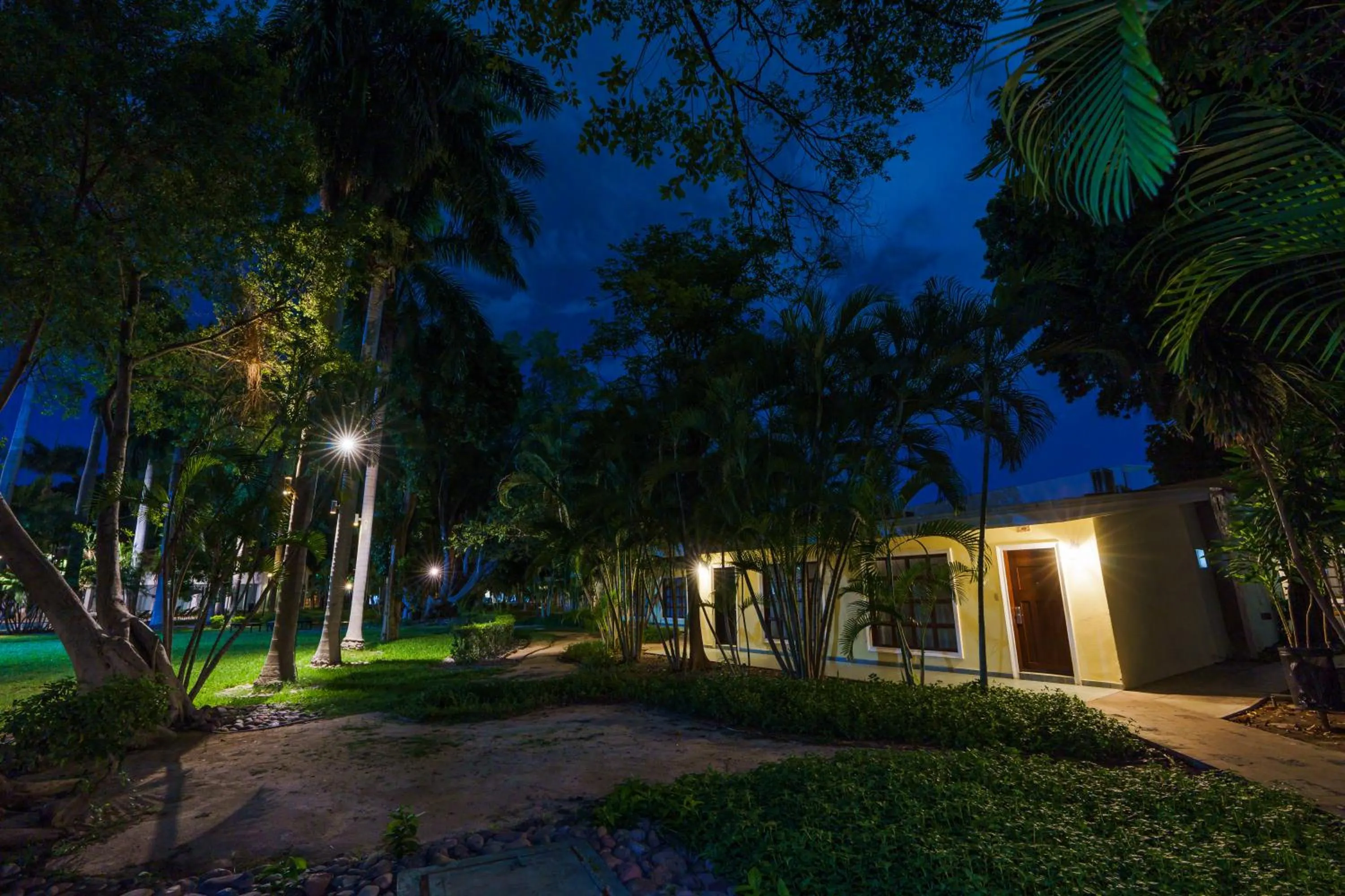 Property building in InHouse Select Hacienda Tres Rios Hotel Culiacán