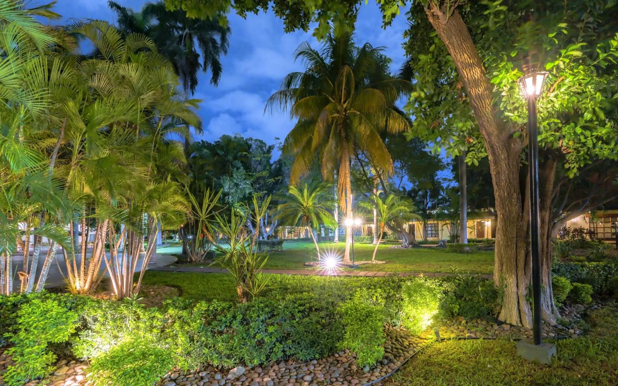 Night in InHouse Select Hacienda Tres Rios Hotel Culiacán