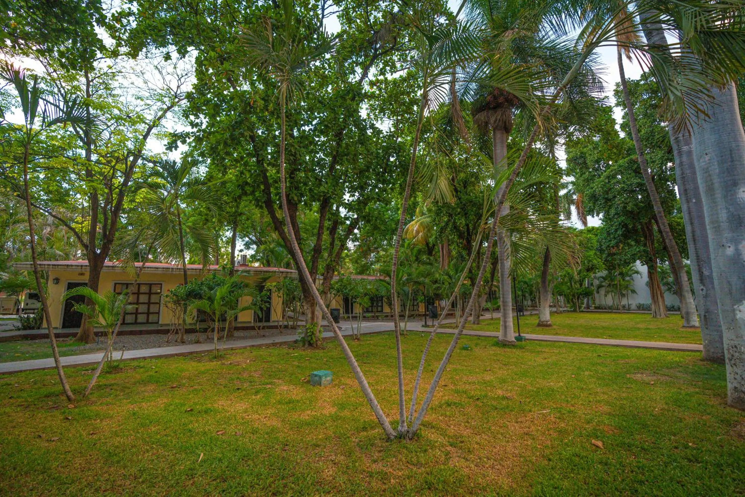 Property building in InHouse Select Hacienda Tres Rios Hotel Culiacán