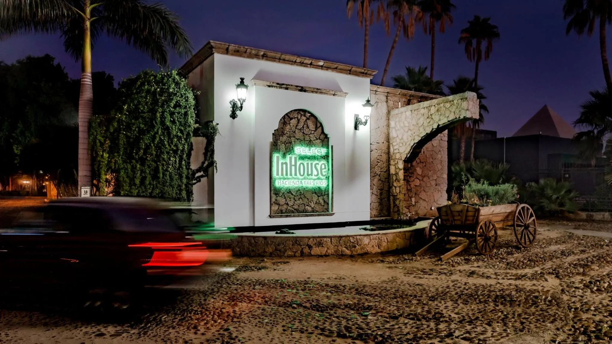 Night in InHouse Select Hacienda Tres Rios Hotel Culiacán