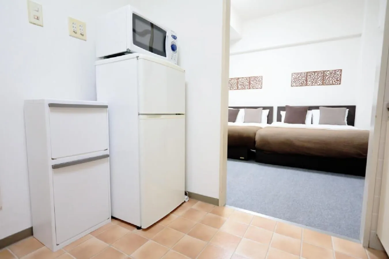 Photo of the whole room, Bed in Mansion Pasture TSUKISAMU Fukuzumi
