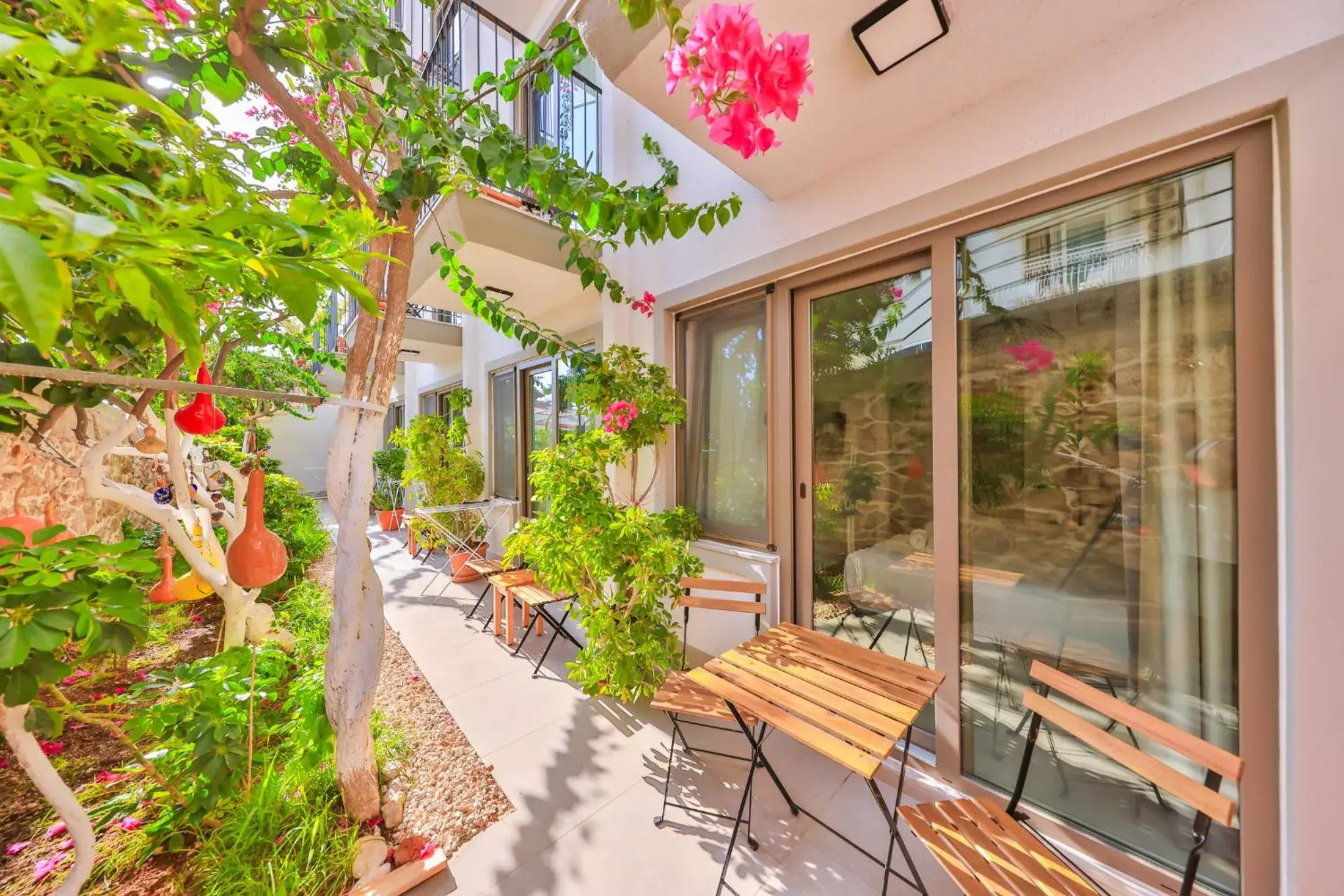 Budget Triple Room in Aphrodite Hotel Kaş Budget Triple Room in Aphrodite Hotel Kaş