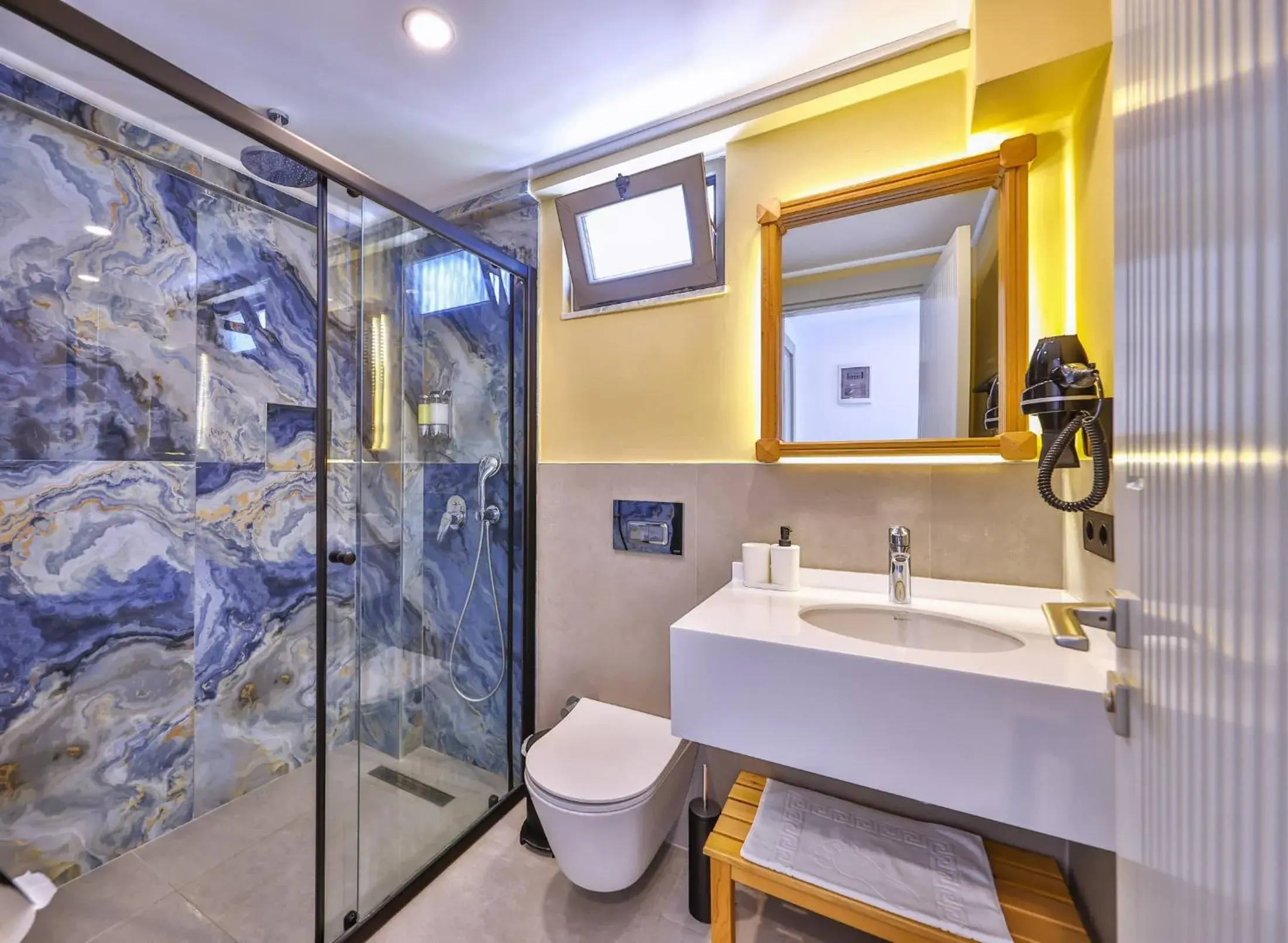 Standard Double or Twin Room in Aphrodite Hotel Kaş Standard Double or Twin Room in Aphrodite Hotel Kaş