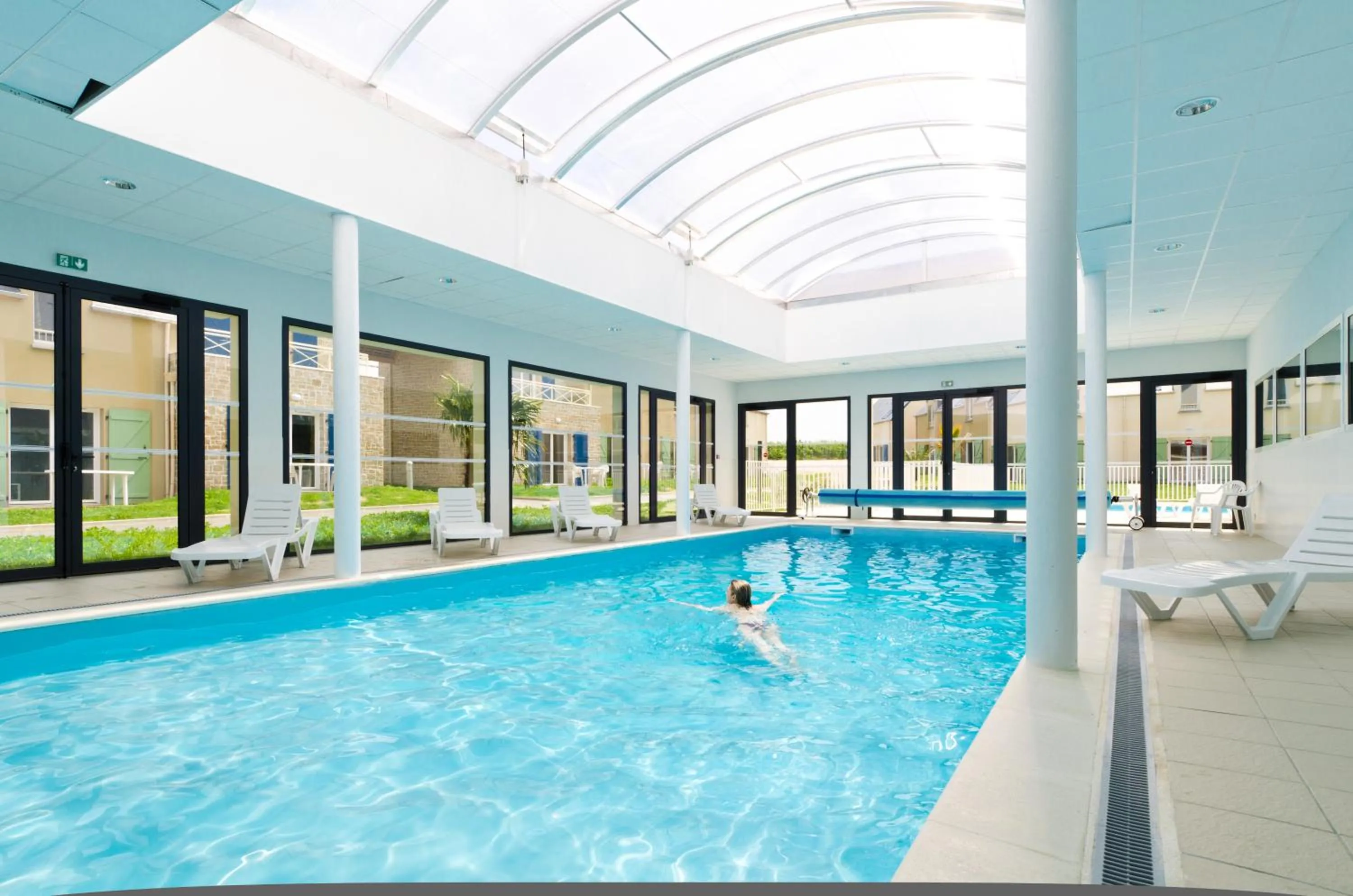 Swimming pool in Résidence Goélia Le Domaine des Mauriers