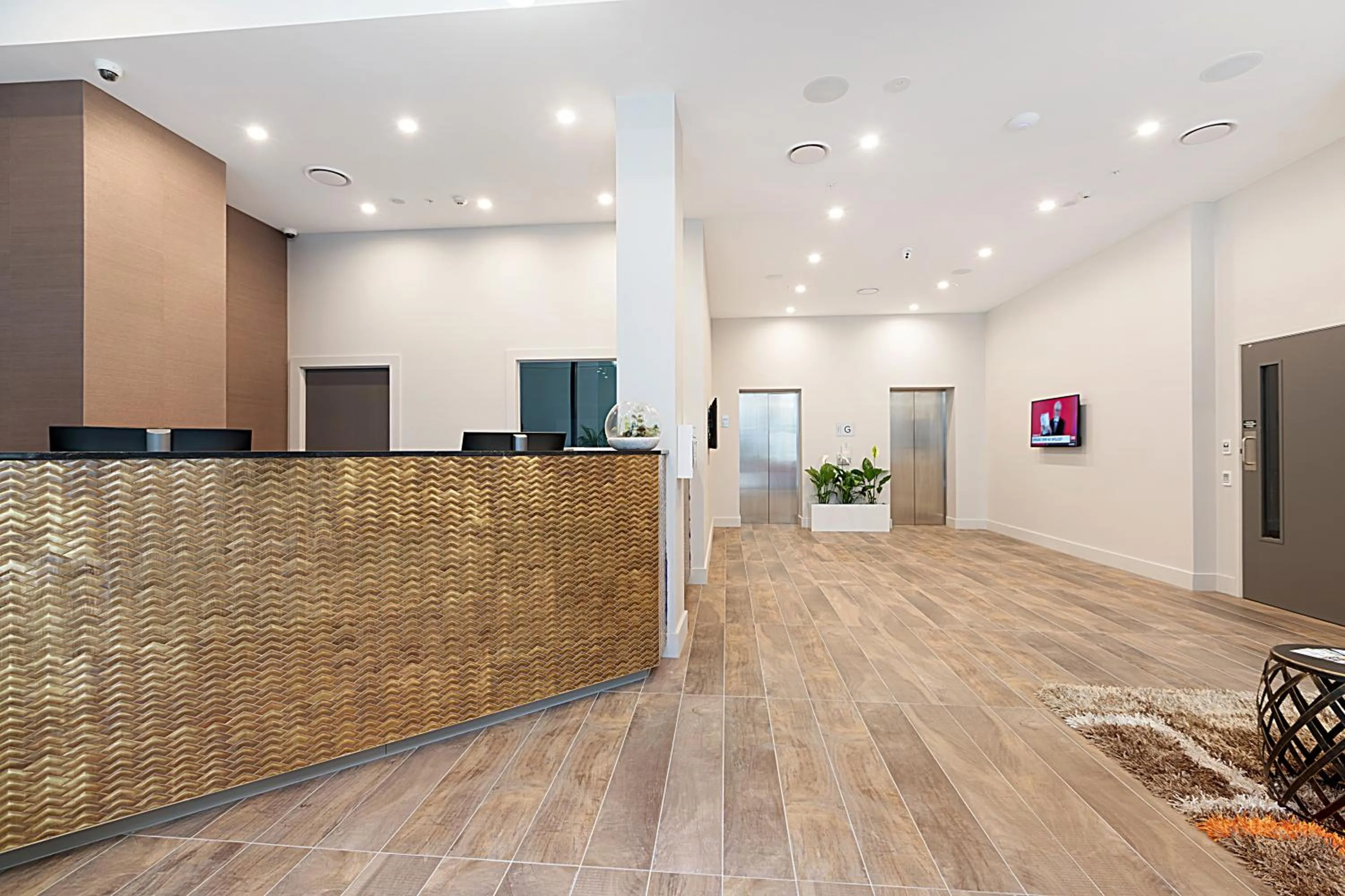 Lobby or reception in Ramada Suites By Wyndham Victoria Street West
