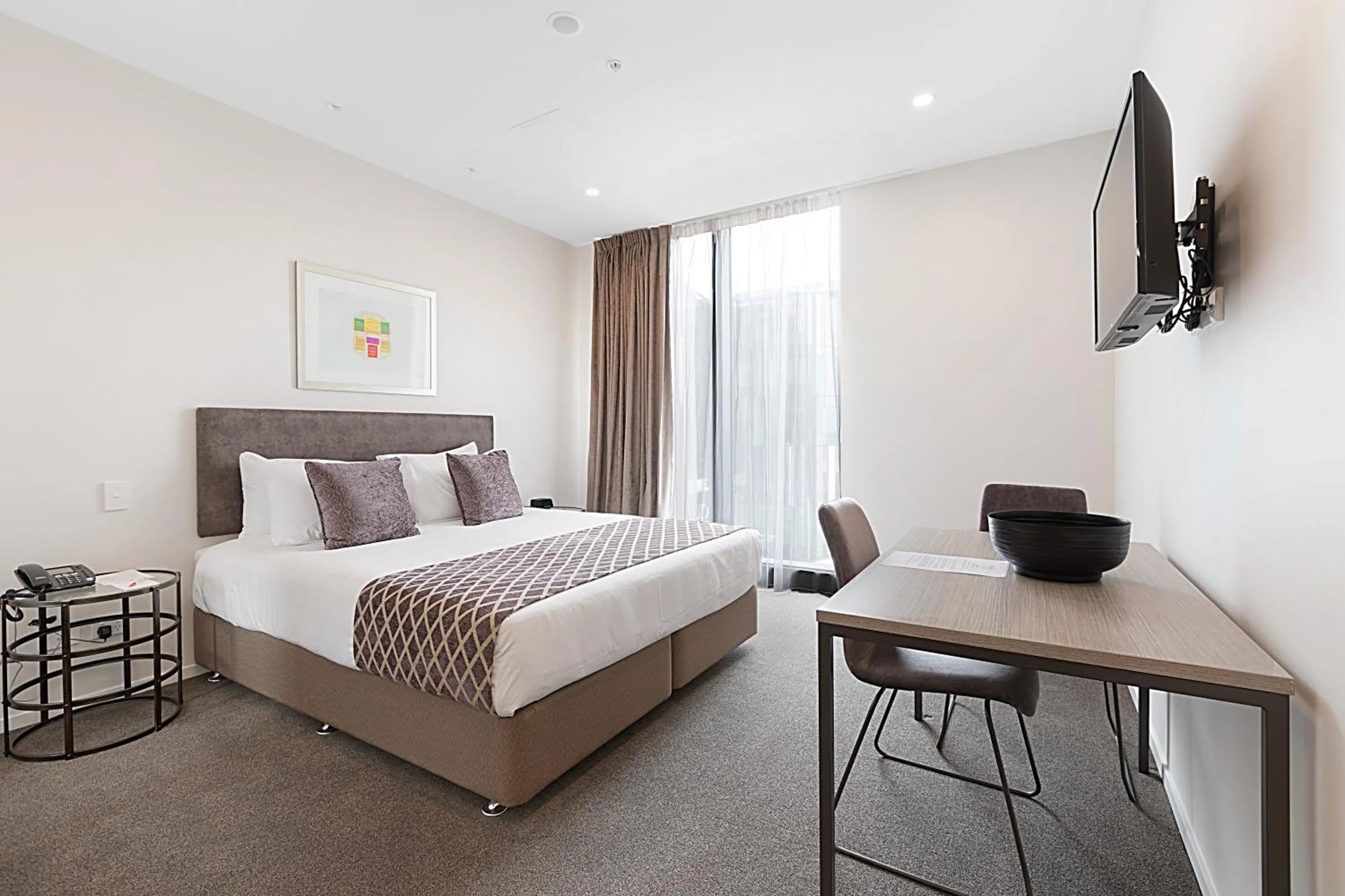 TV and multimedia, Bed in Ramada Suites By Wyndham Victoria Street West