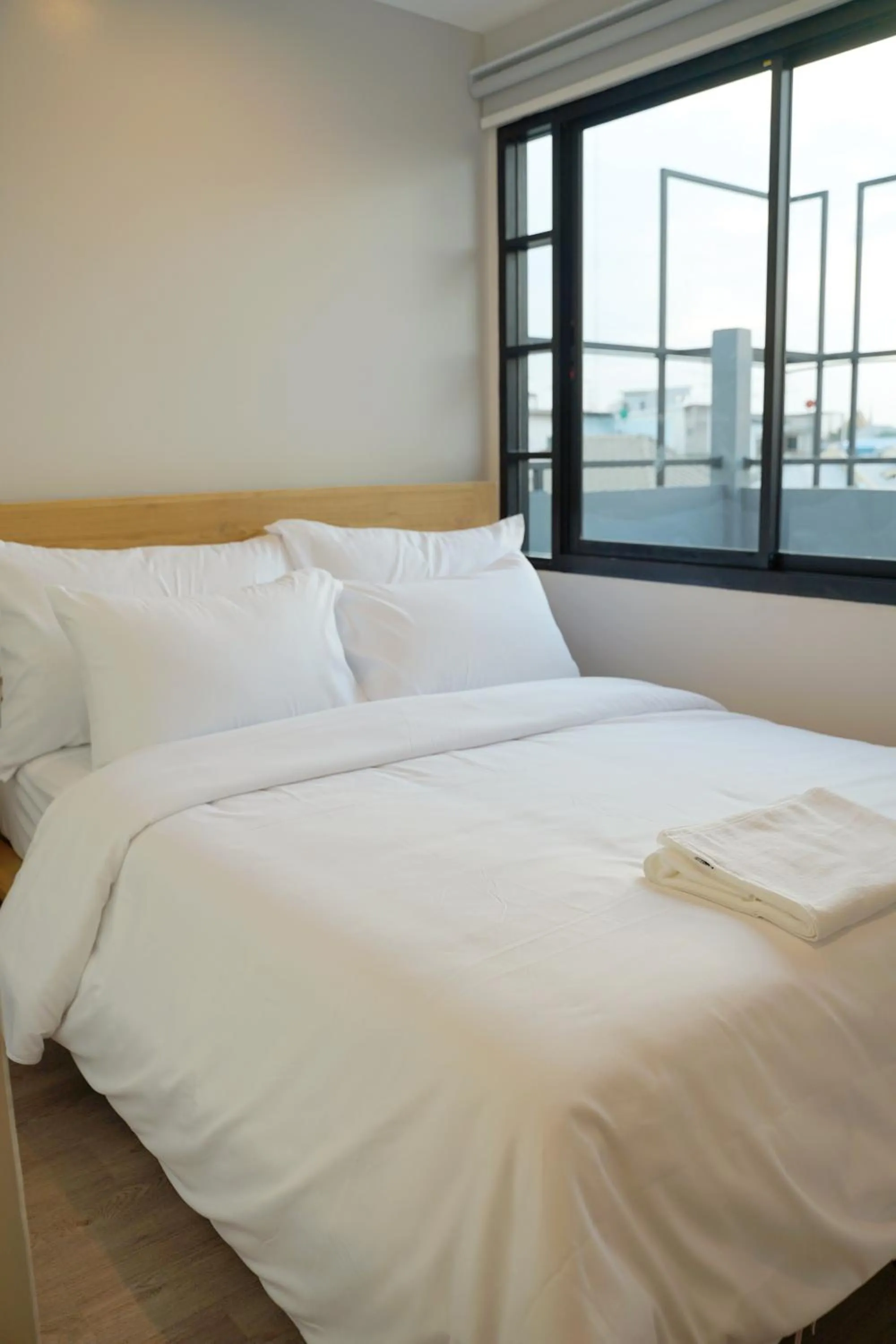 Bed in YAKTHAI POSHTEL