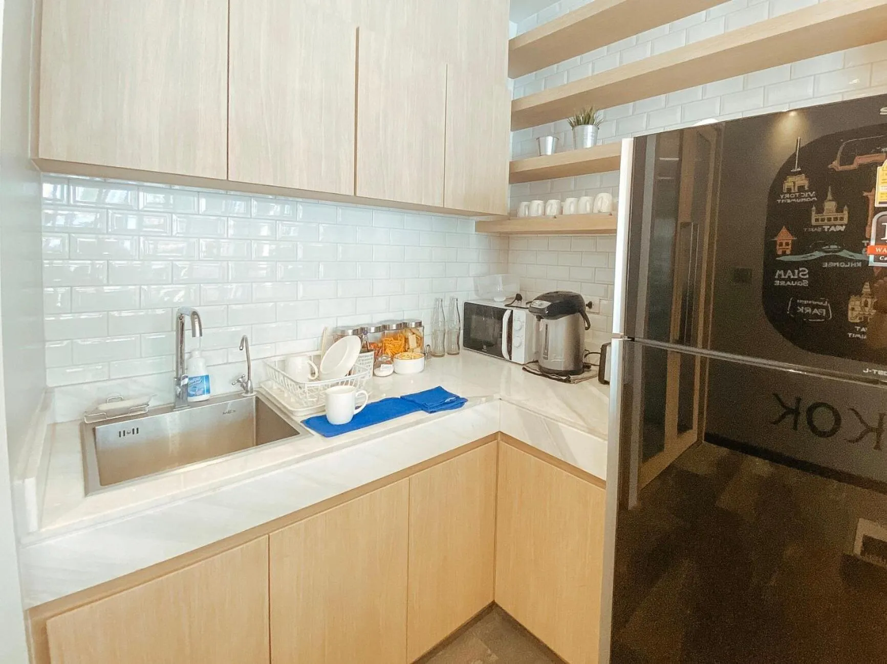 Coffee/tea facilities in YAKTHAI POSHTEL