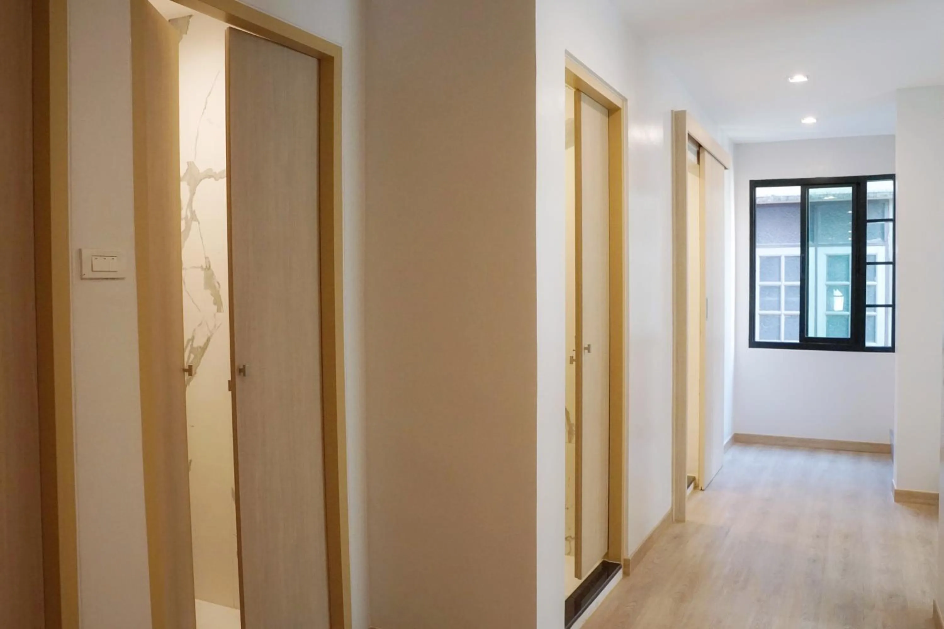 Toilet in YAKTHAI POSHTEL