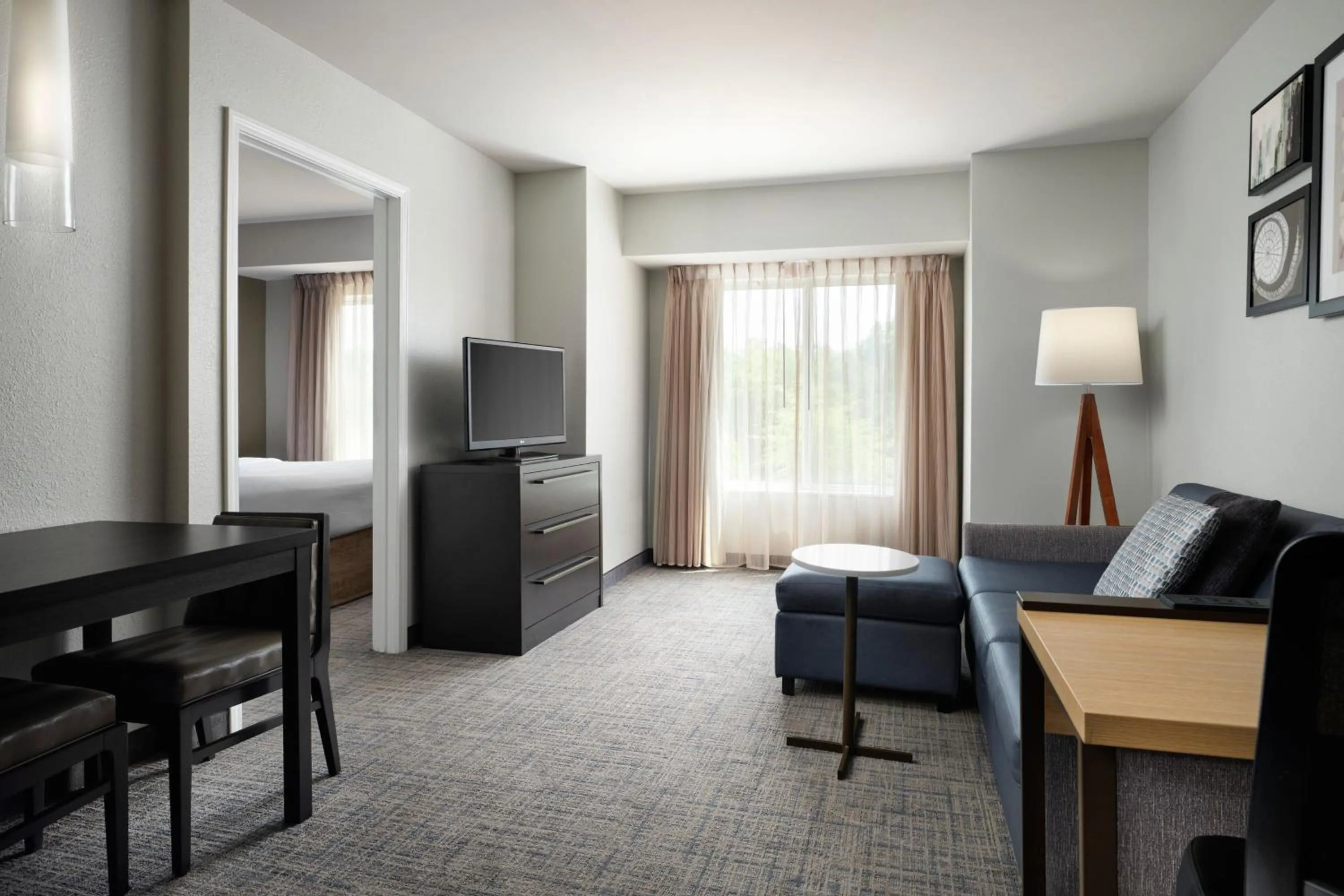Photo of the whole room, Bed in Residence Inn by Marriott Columbia Northwest/Harbison