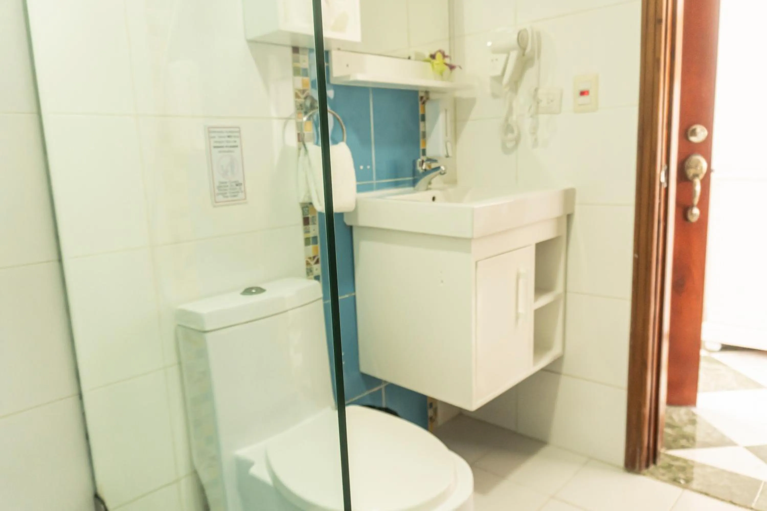 Toilet in Green Coast Hotel