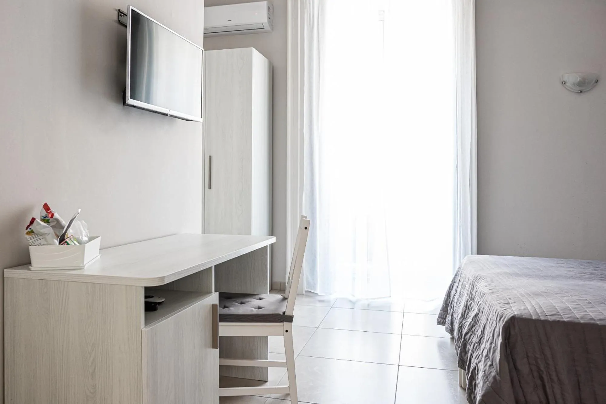 Photo of the whole room, Bed in Hotel Costanza