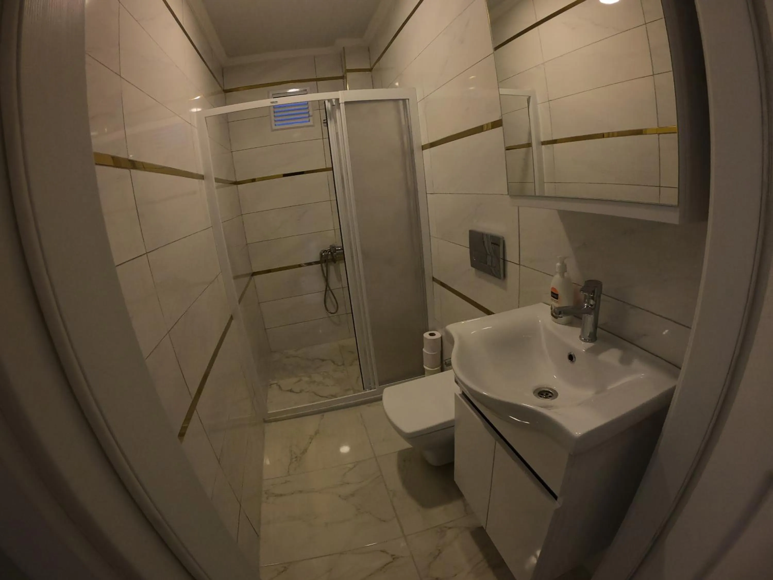 Shower in PASHA APART~BOUTİQUE HOTEL/YALOVA