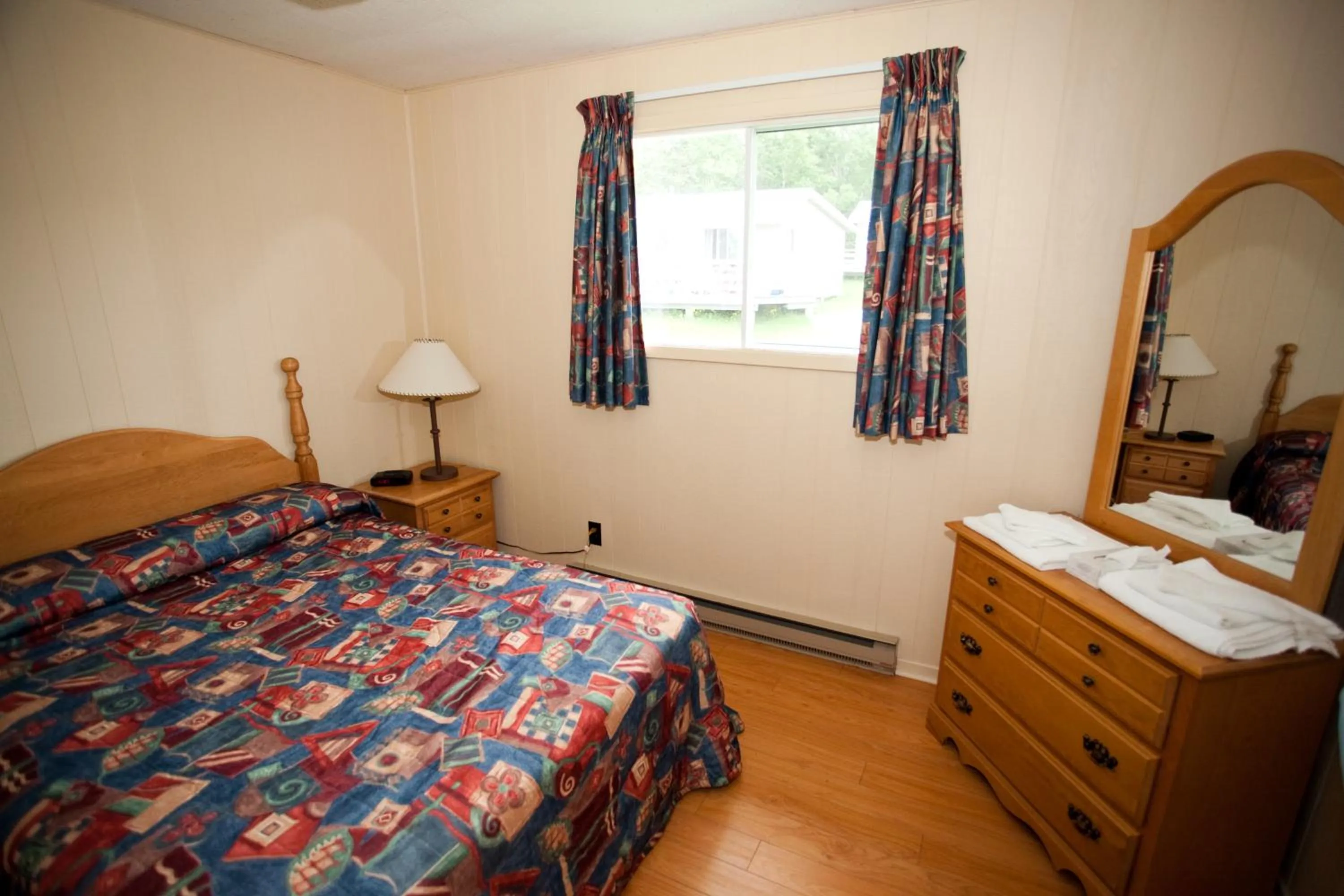 Bed in Dundee Resort & Golf Club