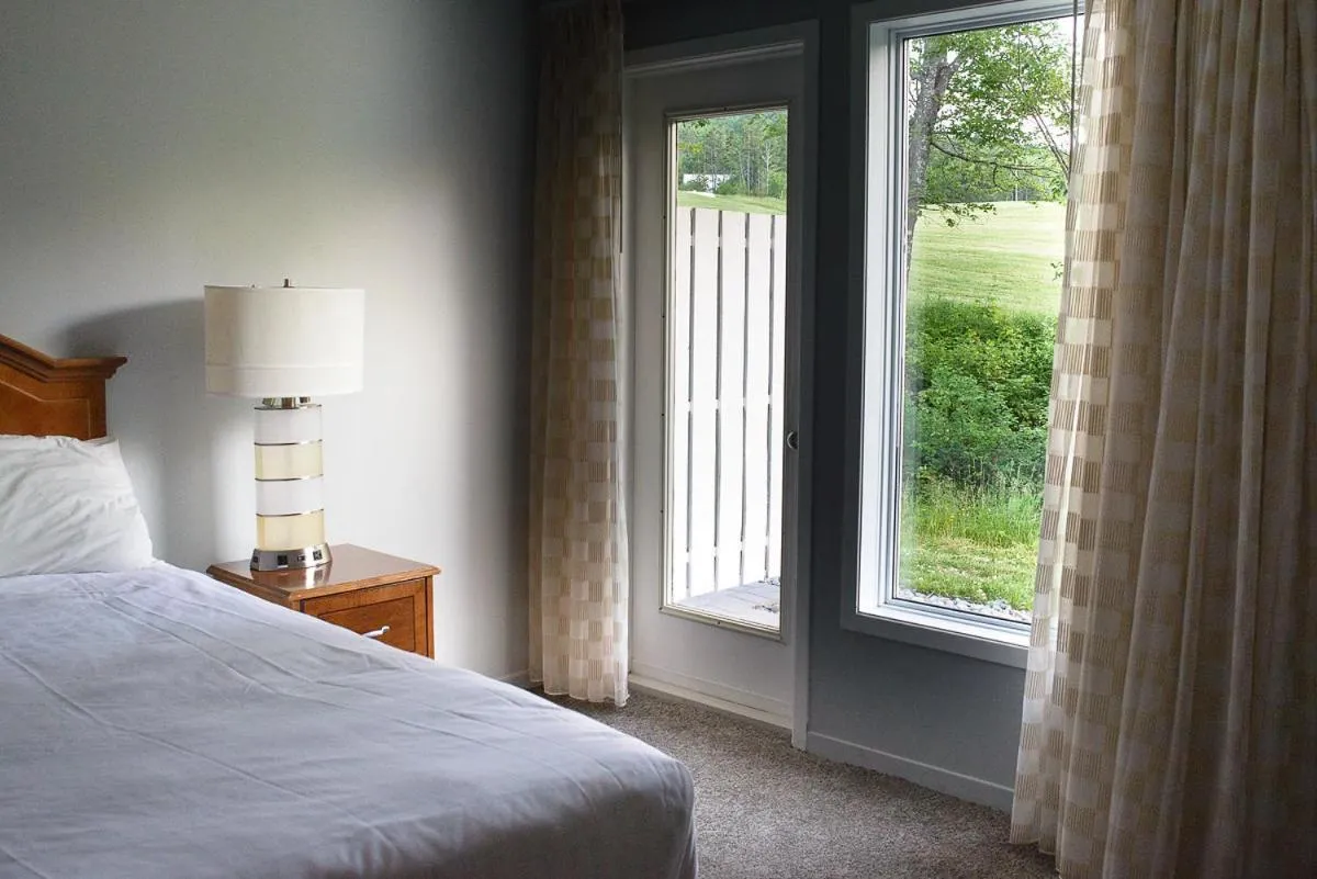 Bed in Dundee Resort & Golf Club