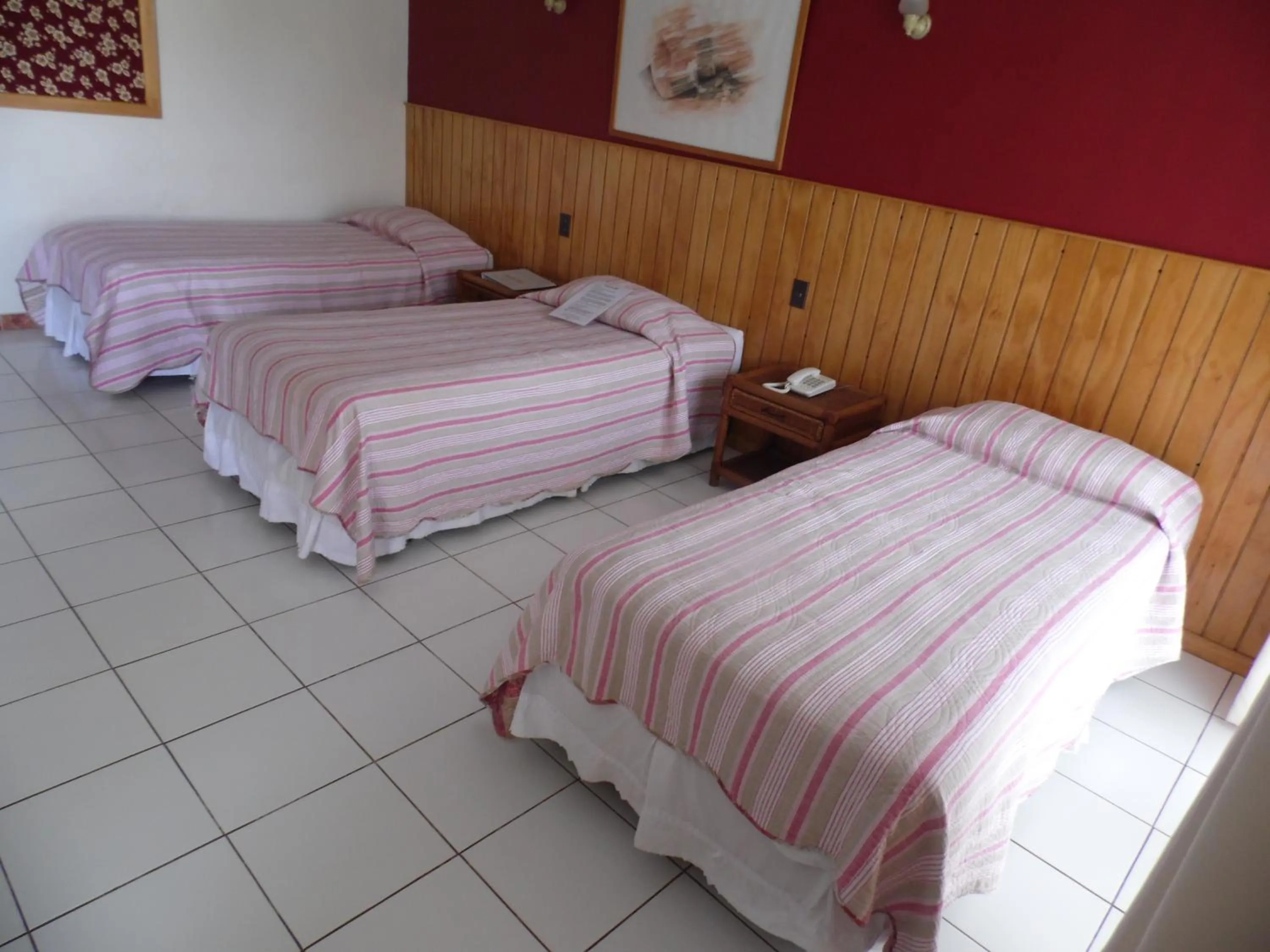 Bedroom, Bed in Hotel Manutara