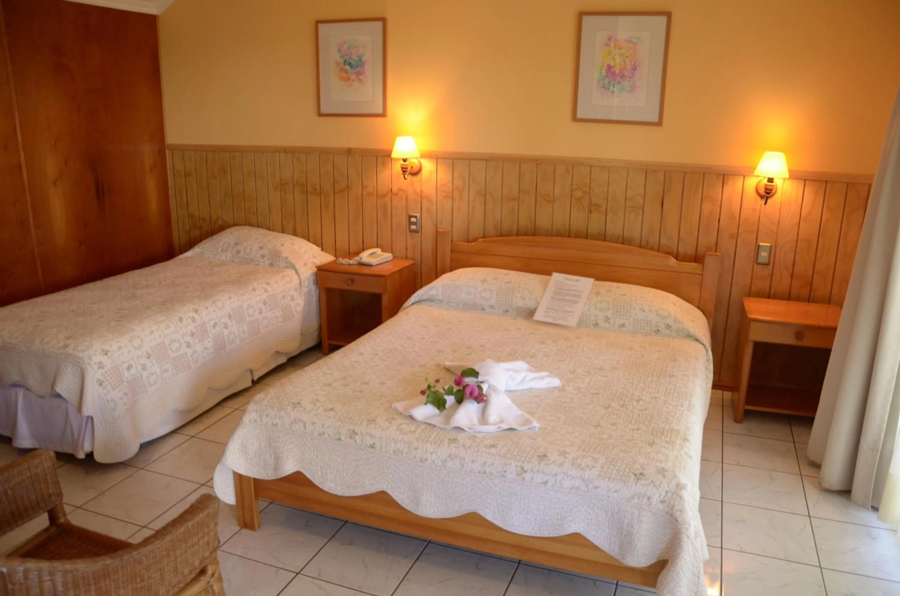 Bed in Hotel Manutara