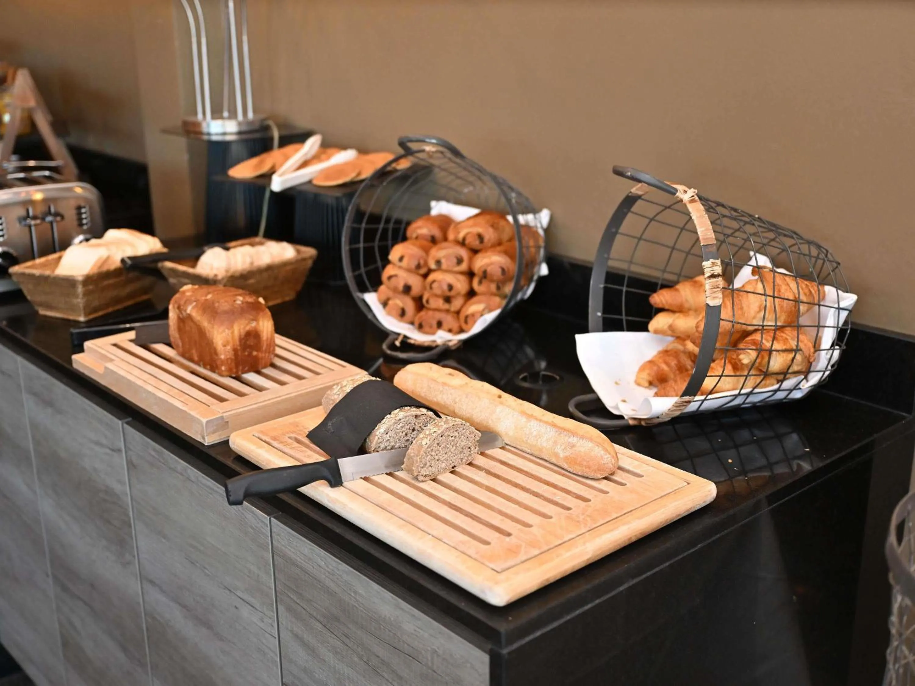 Breakfast in Mercure Brignoles Golf de Barbaroux & Spa