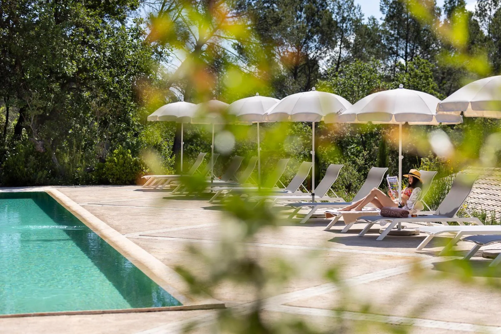 Swimming pool in Mercure Brignoles Golf de Barbaroux & Spa