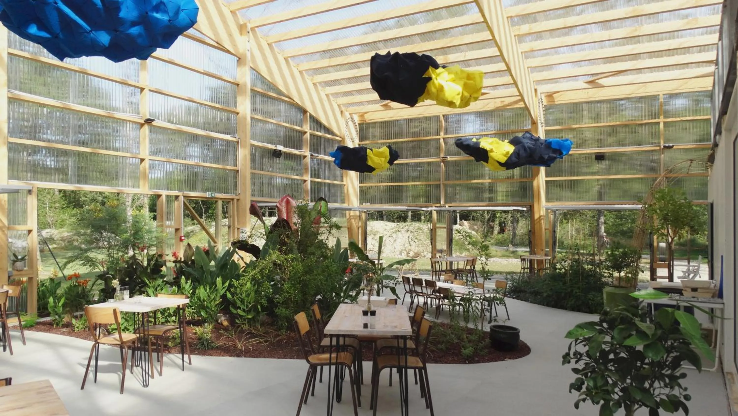 Property building in La Belle Folie