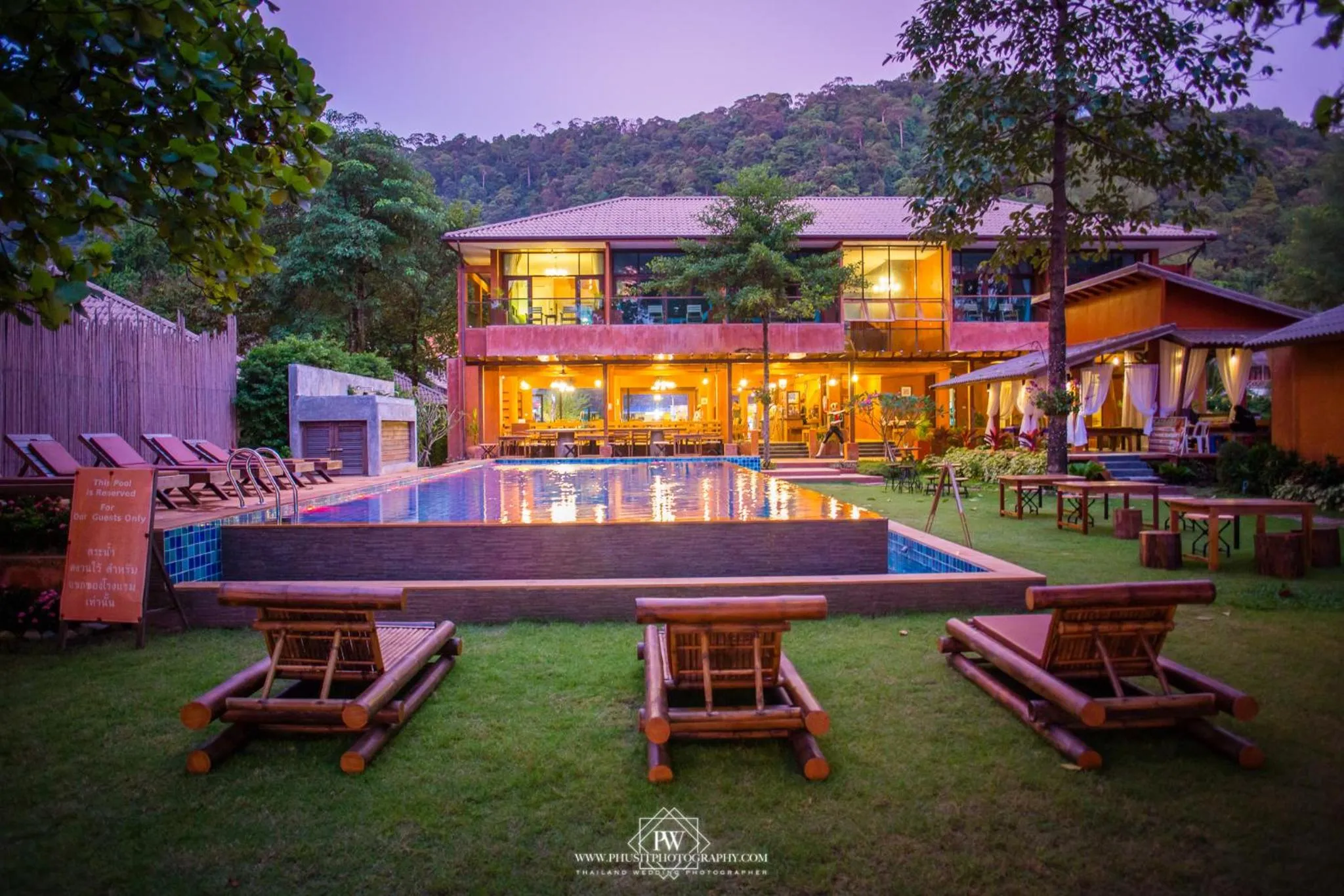 Property building in Flora I Talay