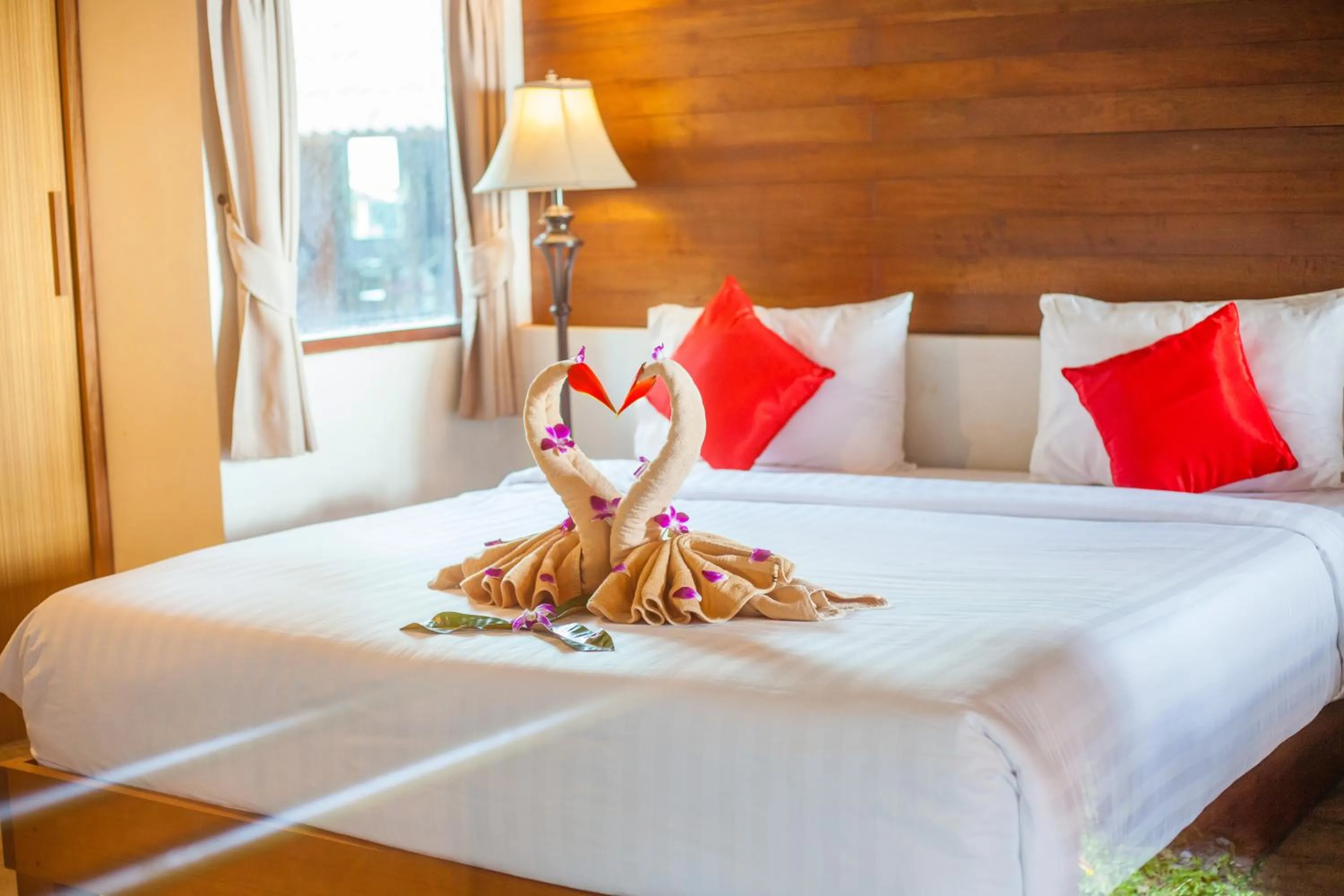 Photo of the whole room, Bed in Flora I Talay