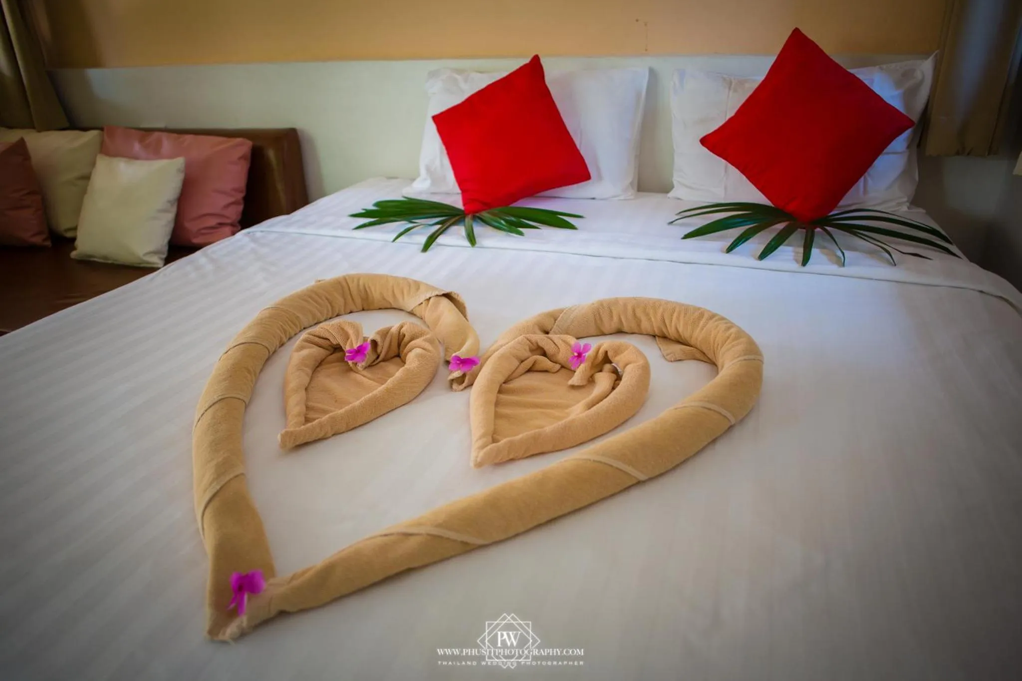 Bed in Flora I Talay