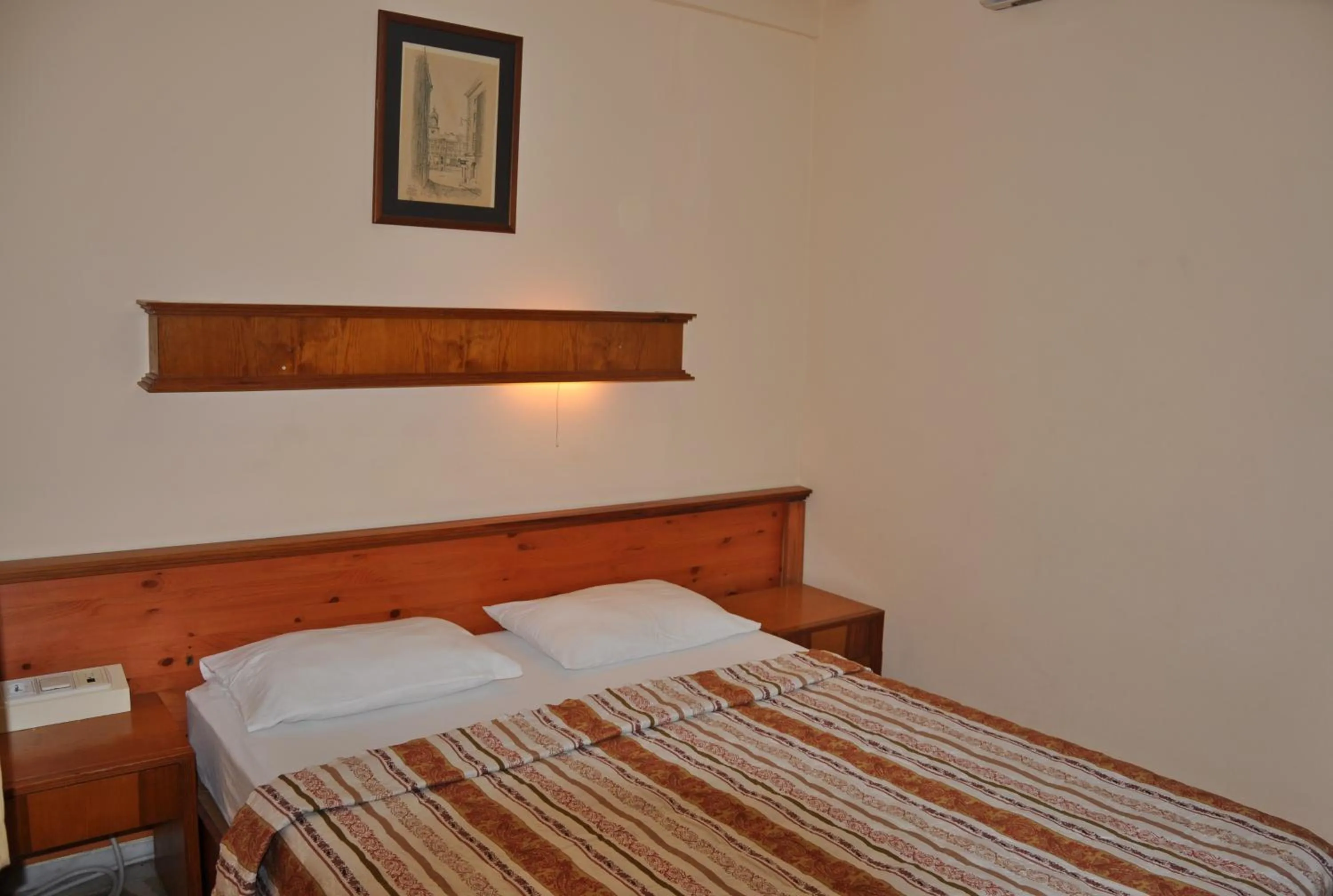 Photo of the whole room in Tuncer Garden Hotel