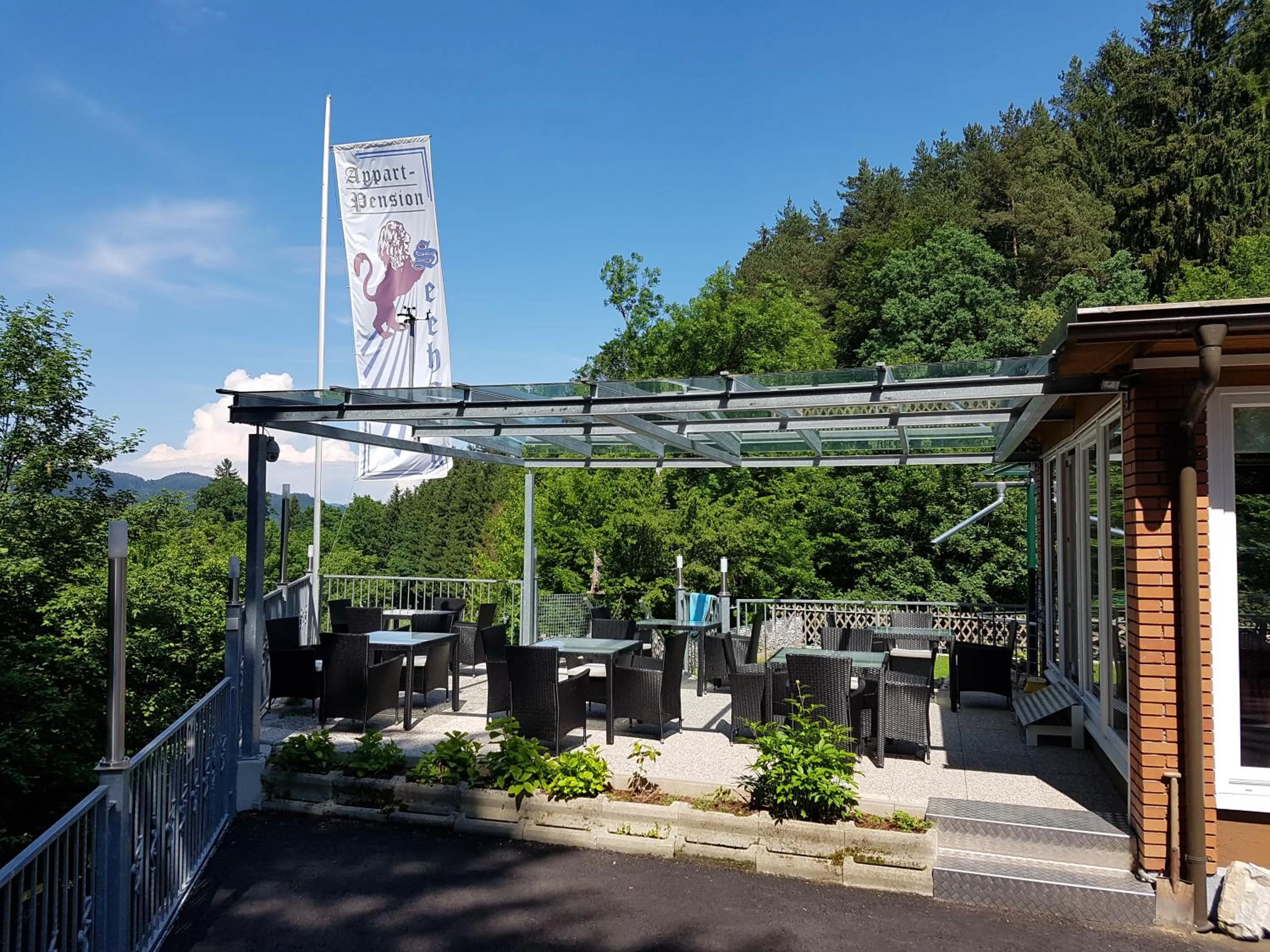Restaurant/places to eat in Appart-Pension Seehang