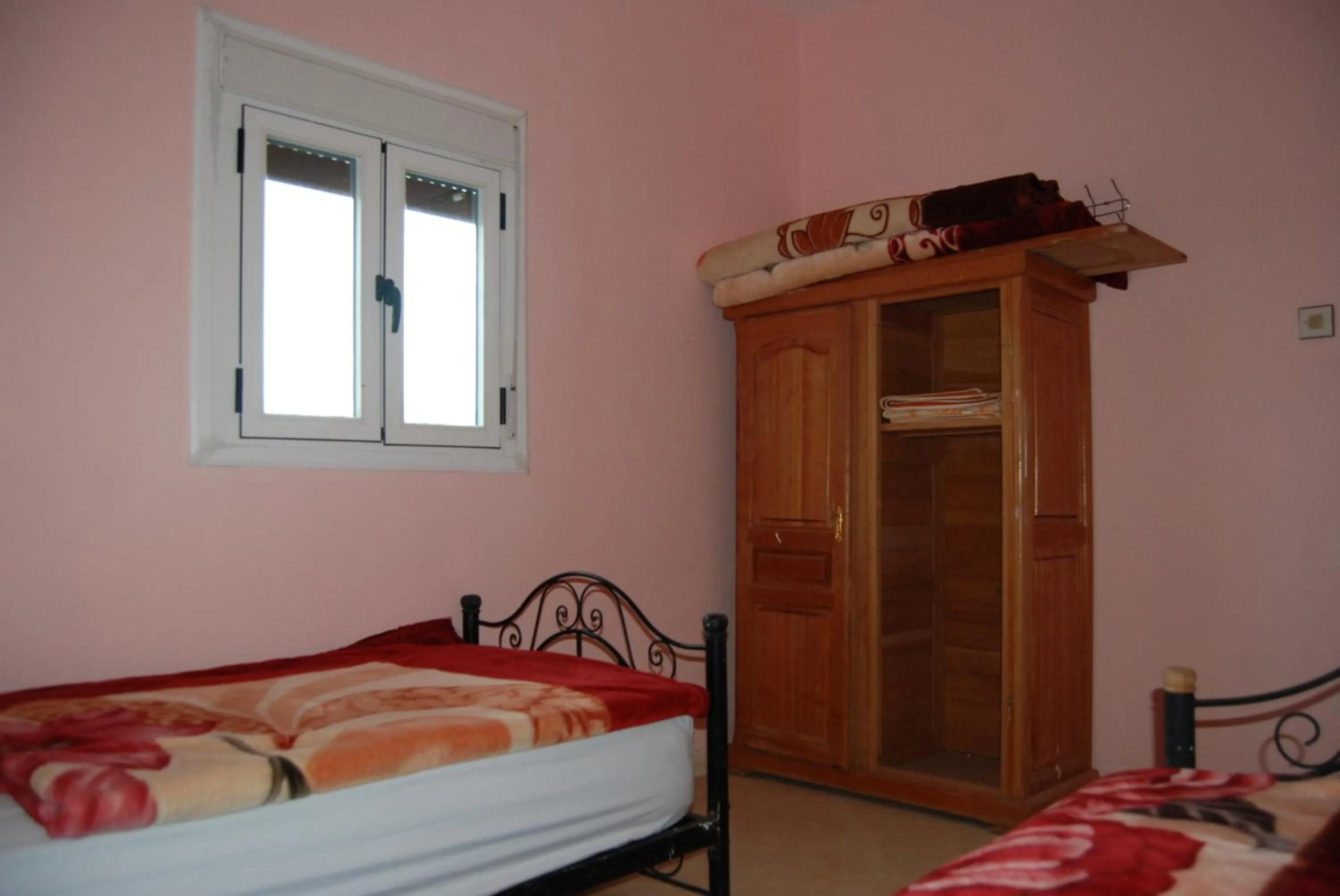 Bed in Auberge Tafilalt Bouzmou Bouzmou