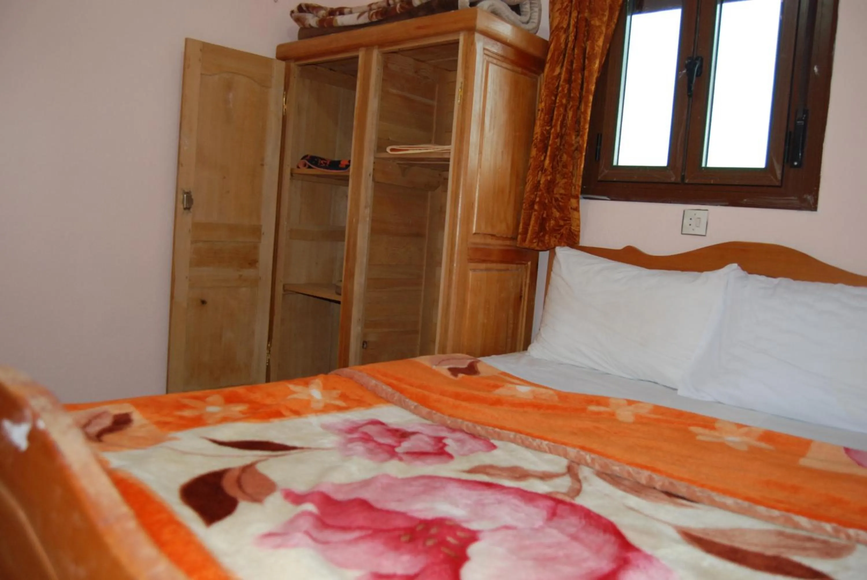 Bed in Auberge Tafilalt Bouzmou Bouzmou