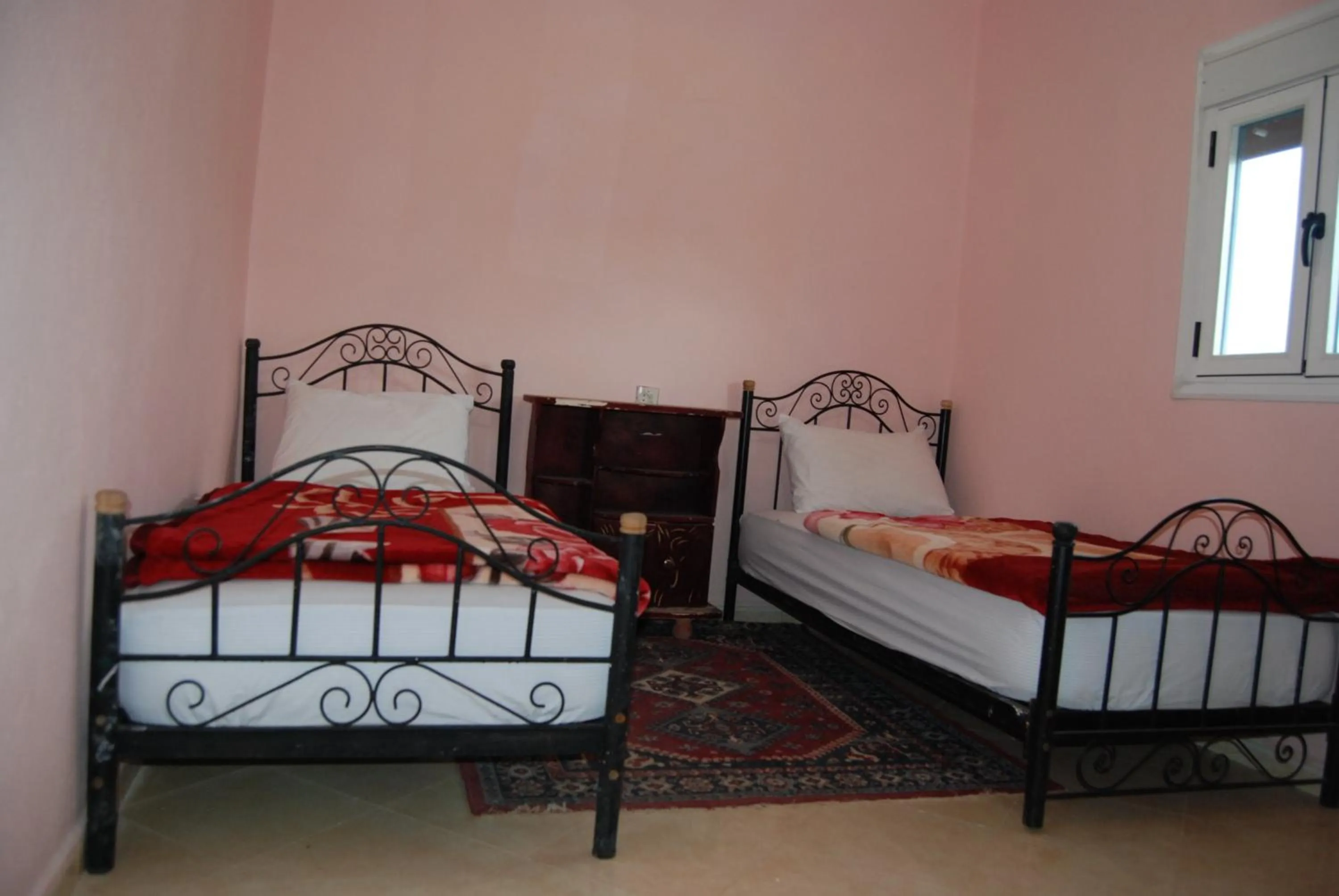 Bed in Auberge Tafilalt Bouzmou Bouzmou