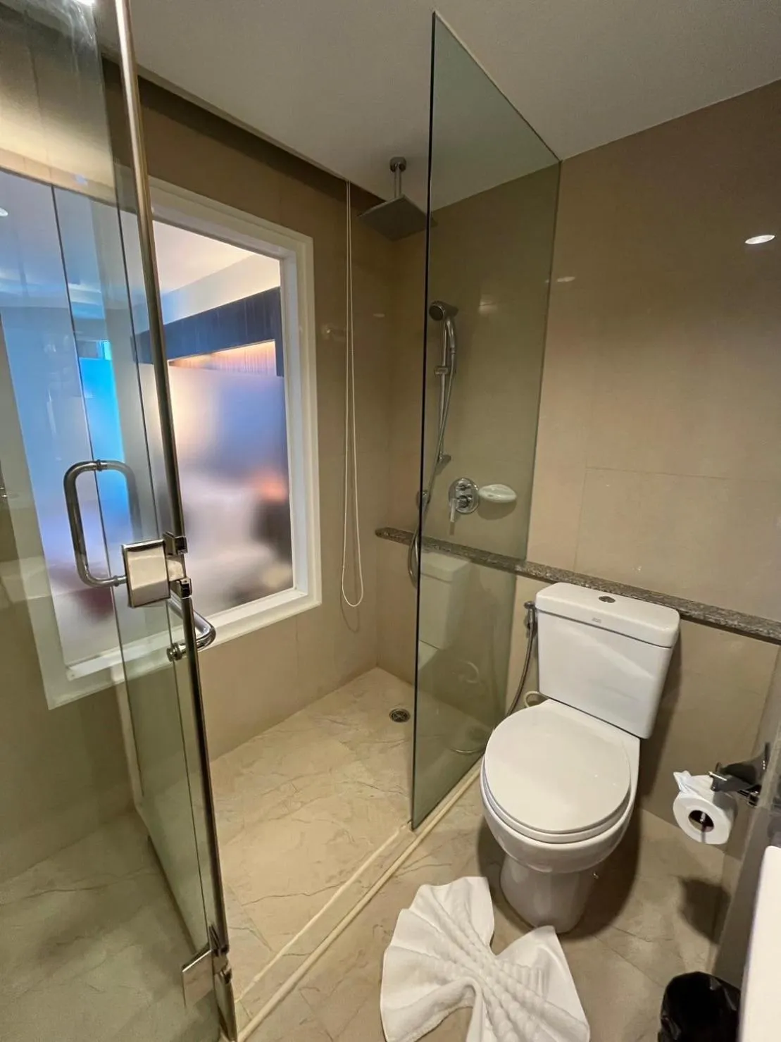 Bathroom in Suntara Wellness Resort & Hotel