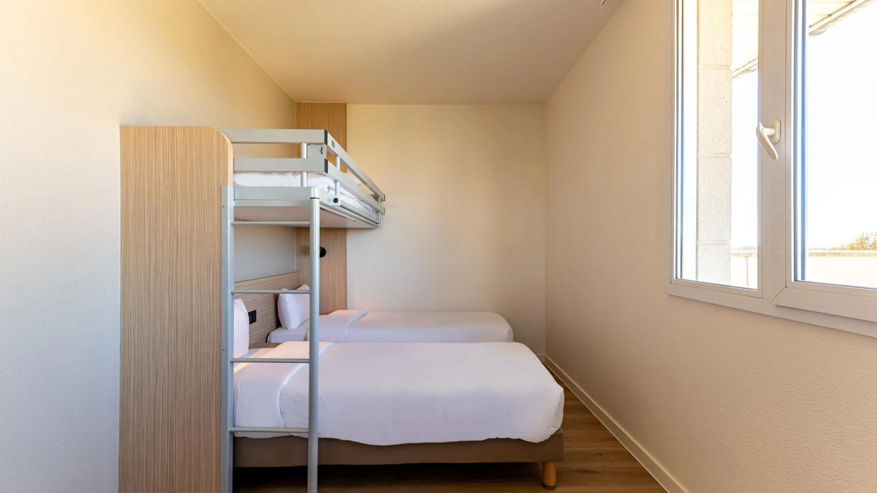 Bed in Première Classe Marne-la-Vallée - Bussy Saint Georges