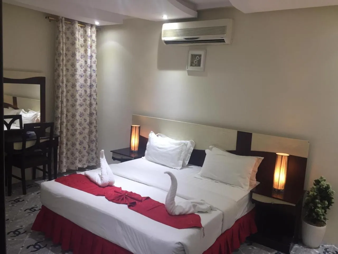 Bed in Merfal Hotel Apartments Al Taawan