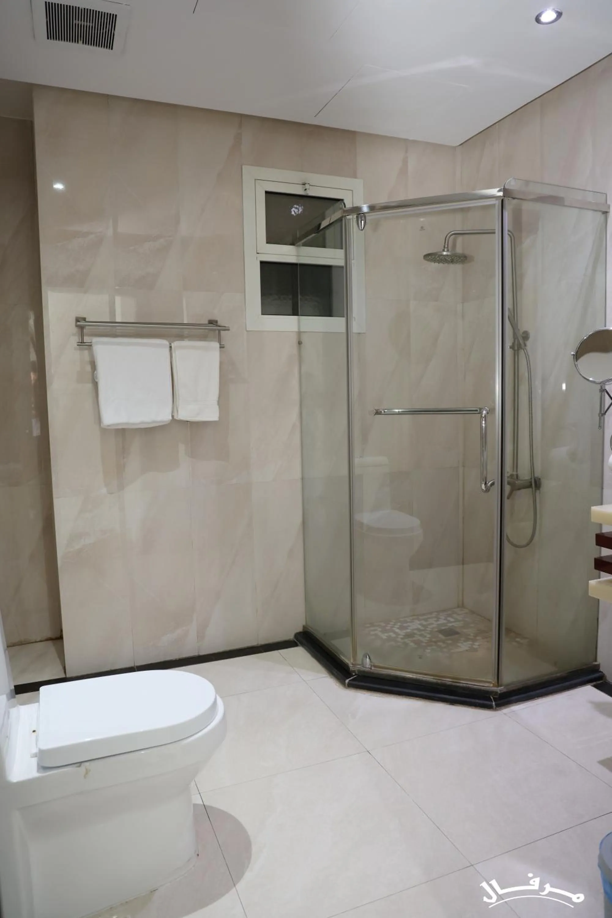 Shower in Merfal Hotel Apartments Al Taawan