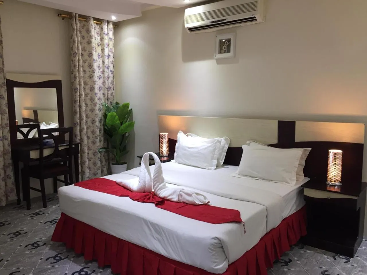 Bed in Merfal Hotel Apartments Al Taawan