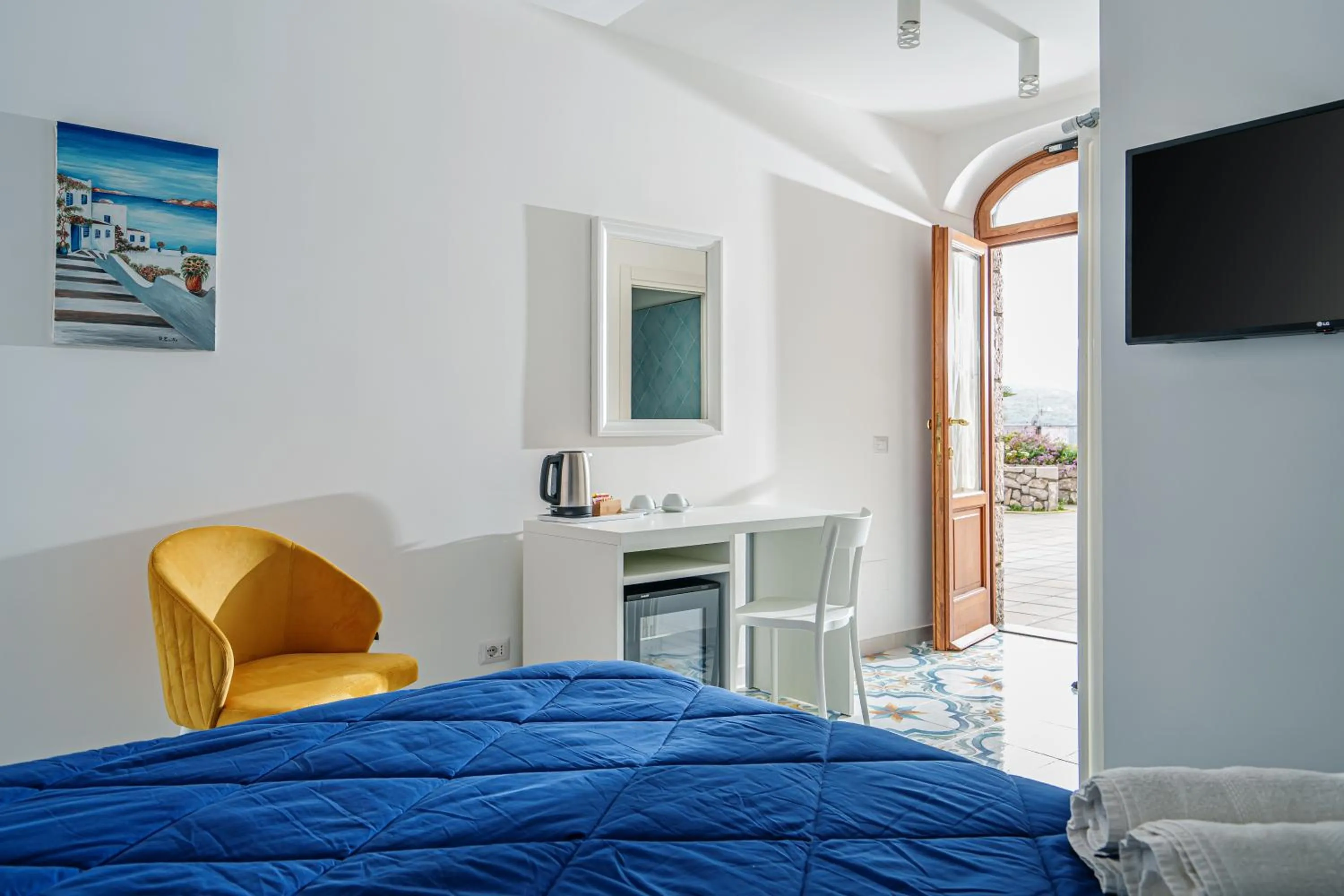 TV and multimedia, Bed in Villa Prota