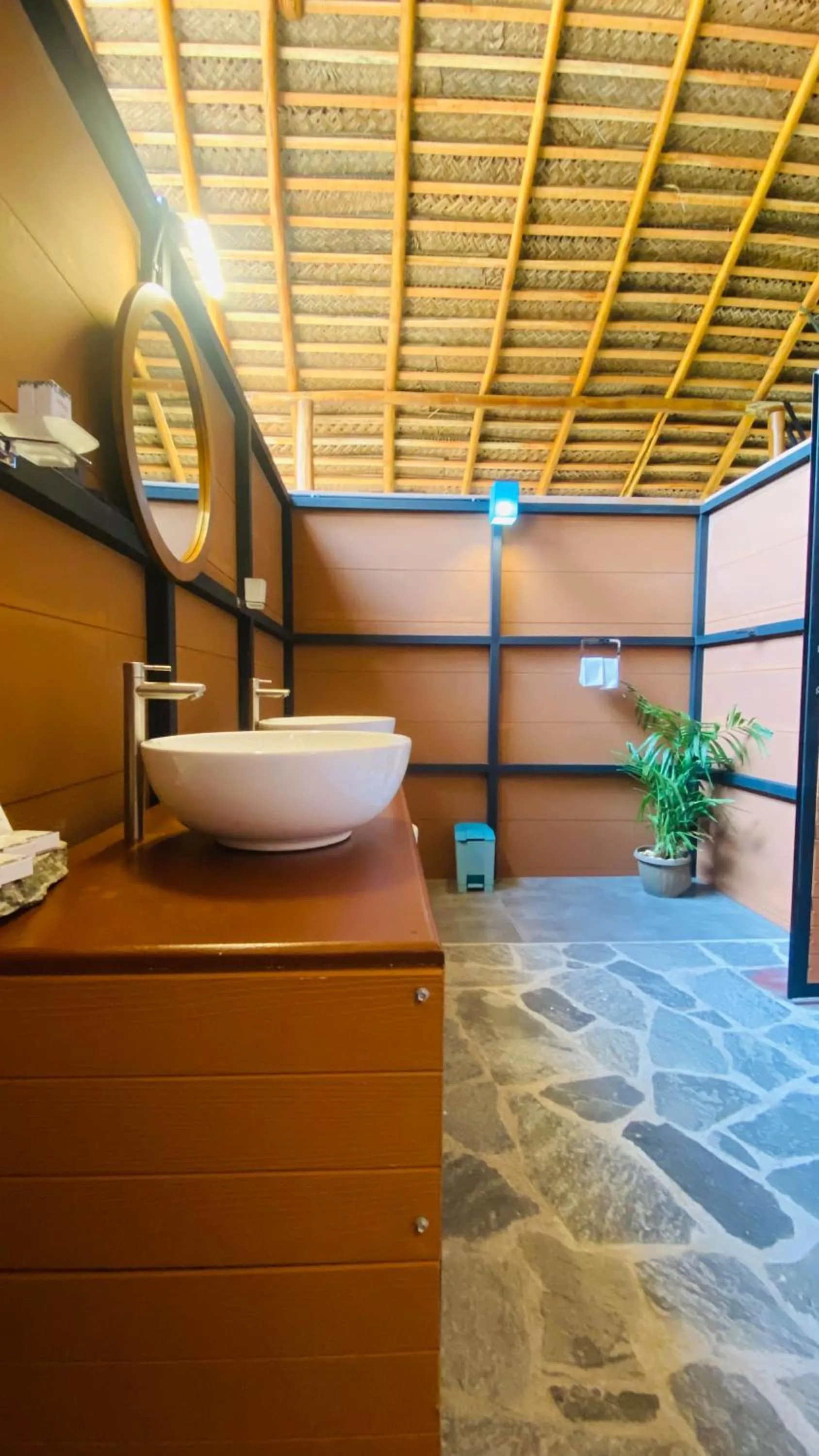 Toilet in Athgira River Camping - Udawalawe