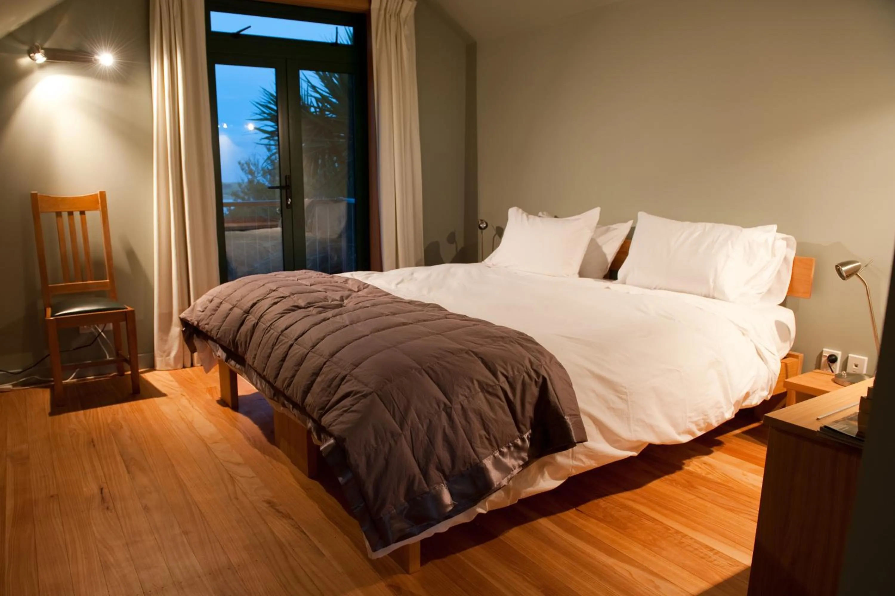 Bed in Hereweka Garden Retreat
