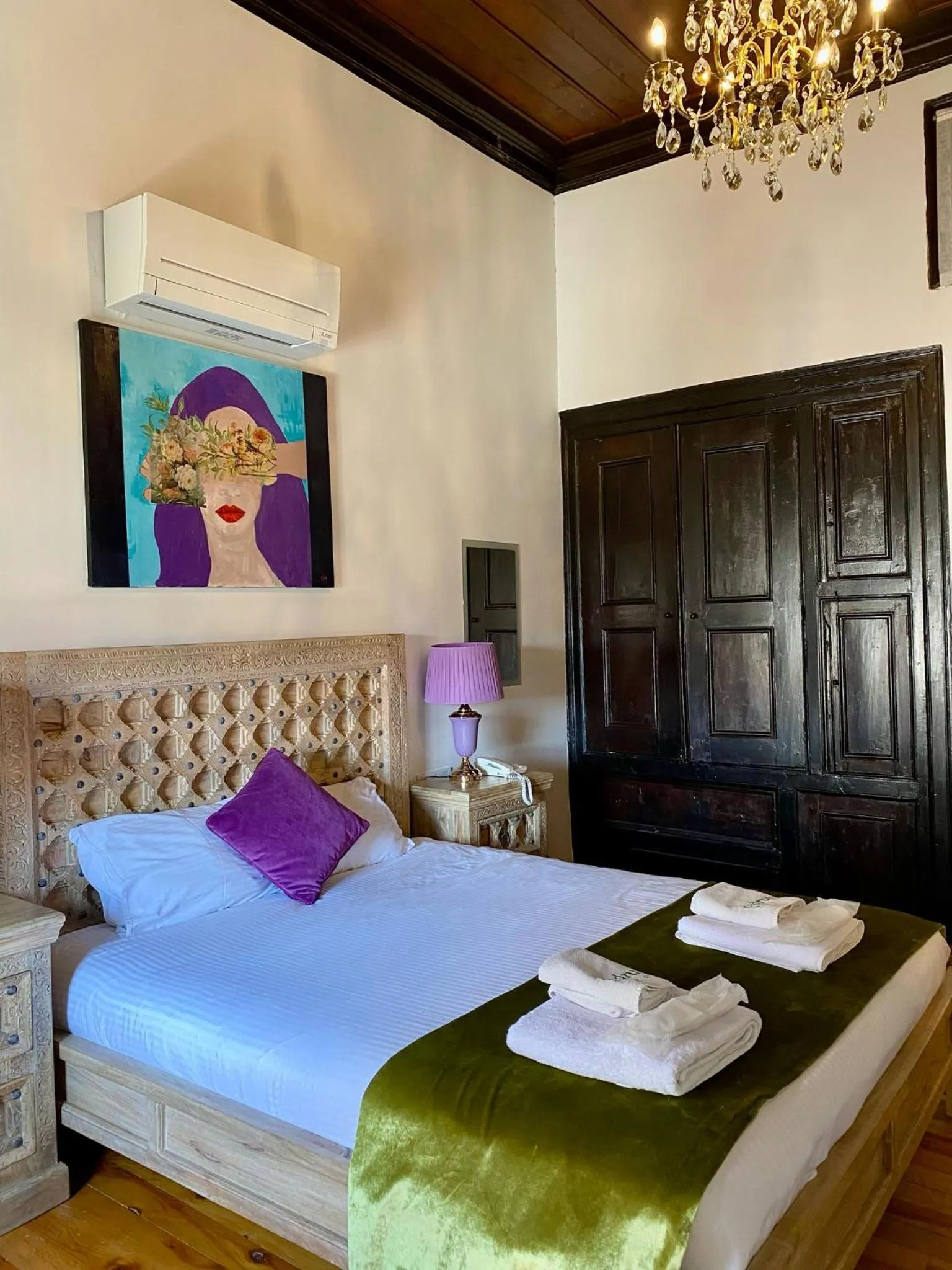 Bedroom, Bed in Cedrus Hotel