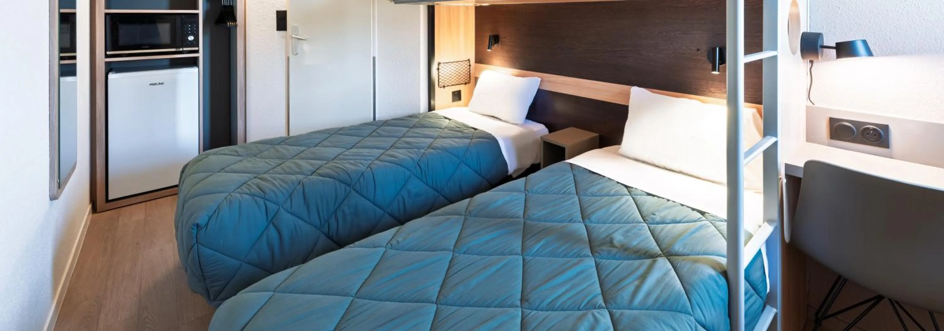 Bed in Premiere Classe Dreux