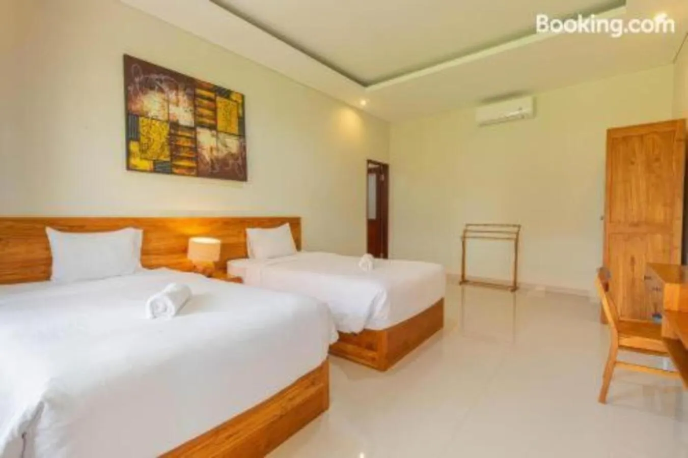 View (from property/room), Bed in Komala Homestay